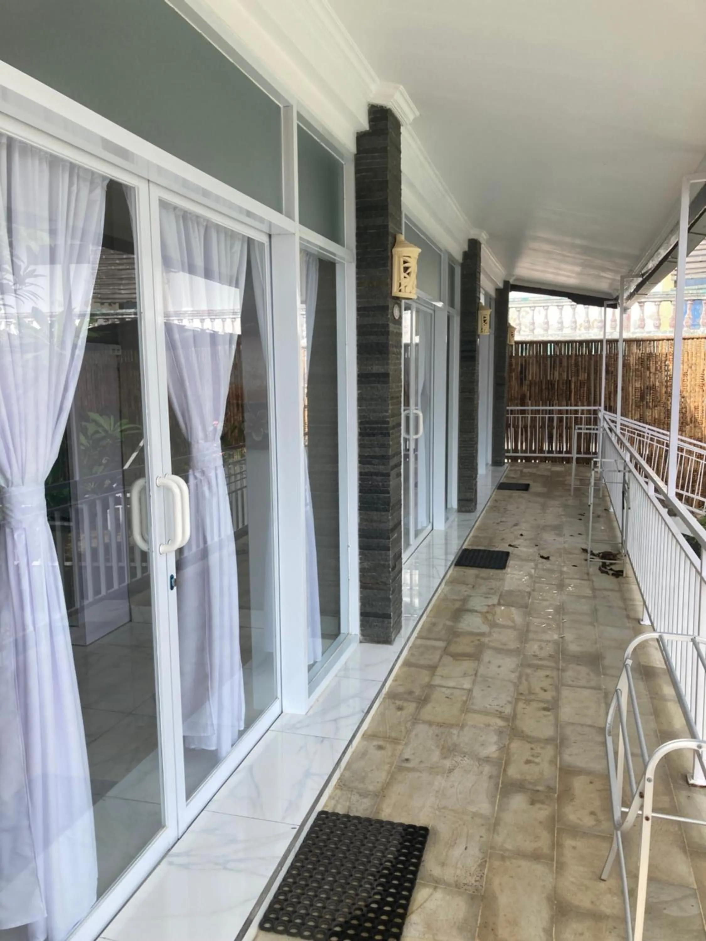 Balcony/Terrace in Villa Agung Beach Inn