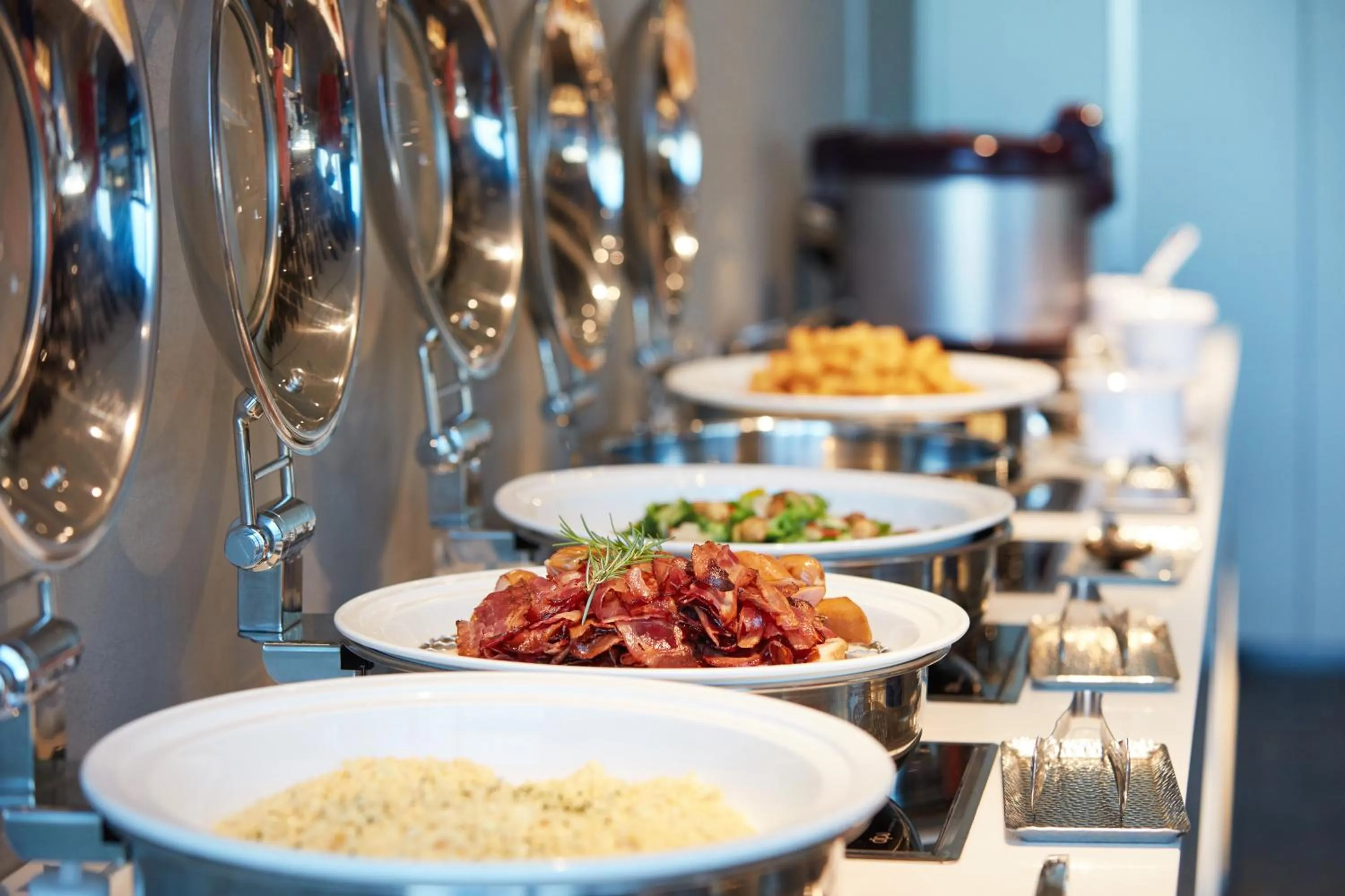 Breakfast in Holiday Inn Express Seoul Hongdae by IHG