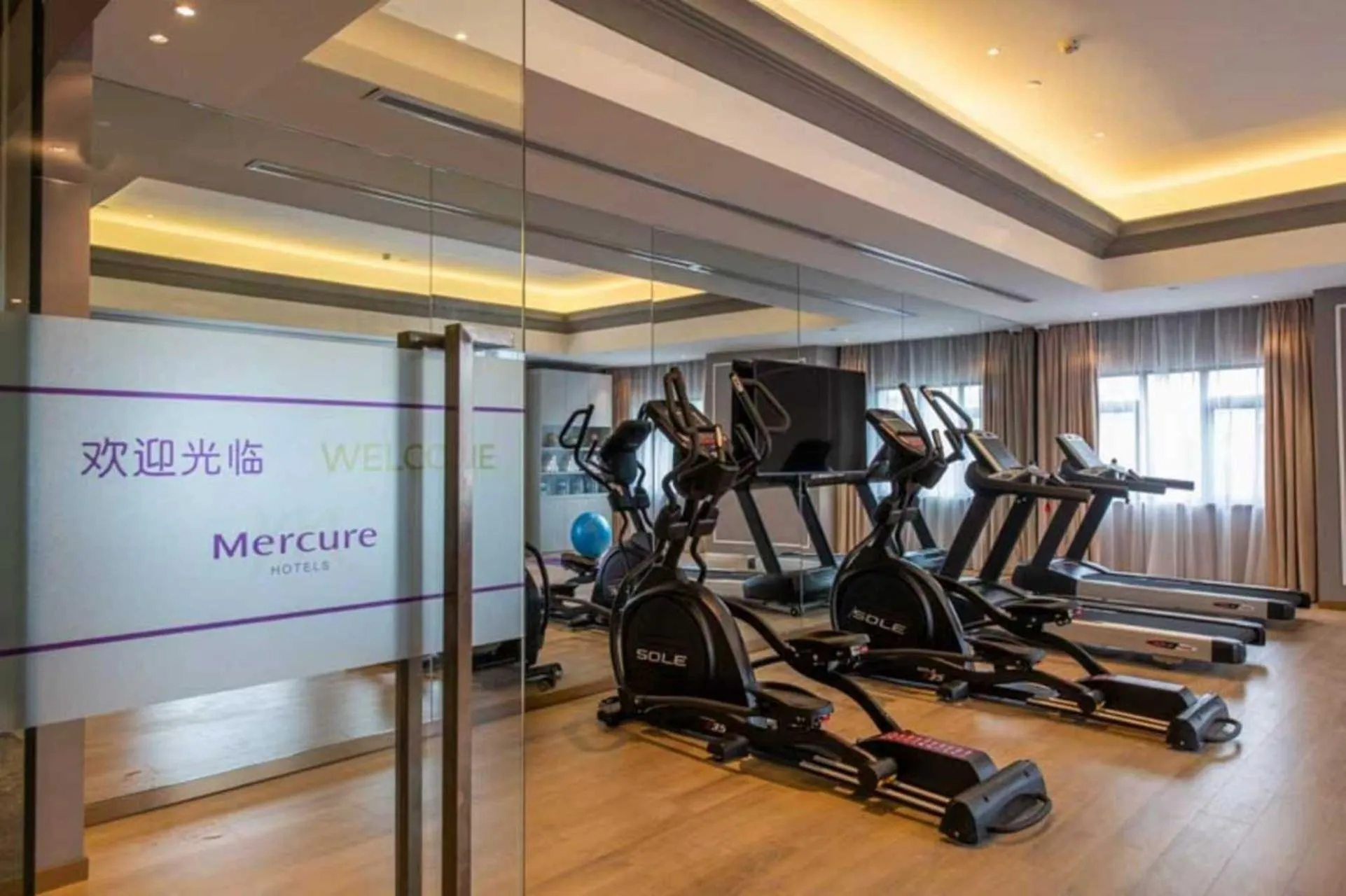 Fitness centre/facilities in Mercure Shanghai Jiuting