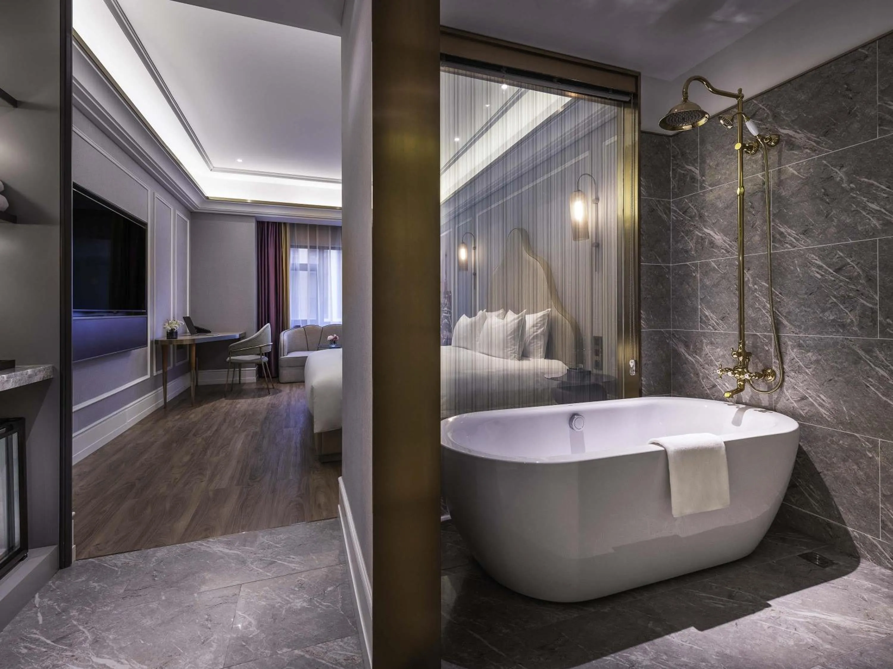 Bedroom in Mercure Shanghai Jiuting