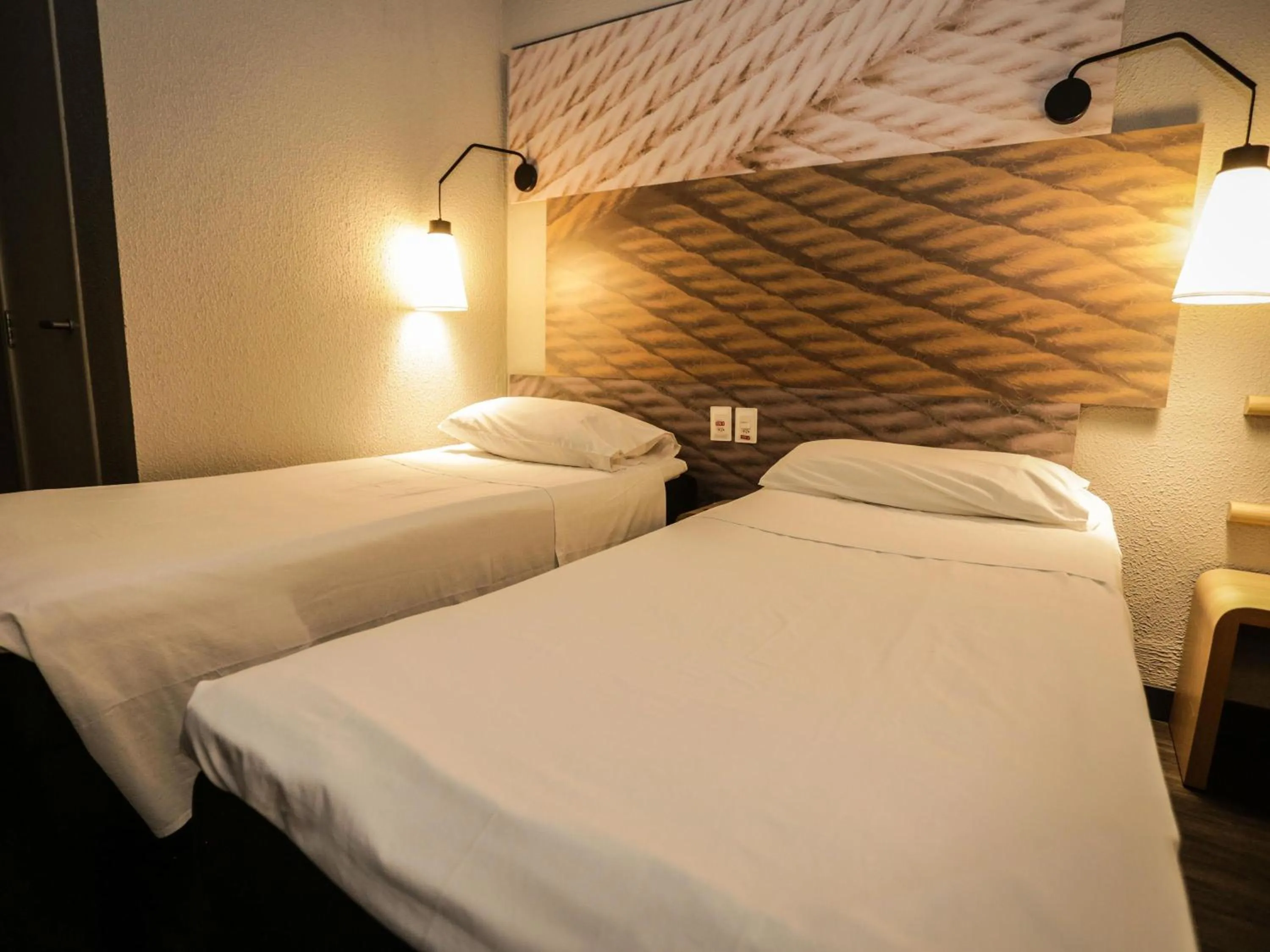 Bedroom, Bed in Ibis Teresina