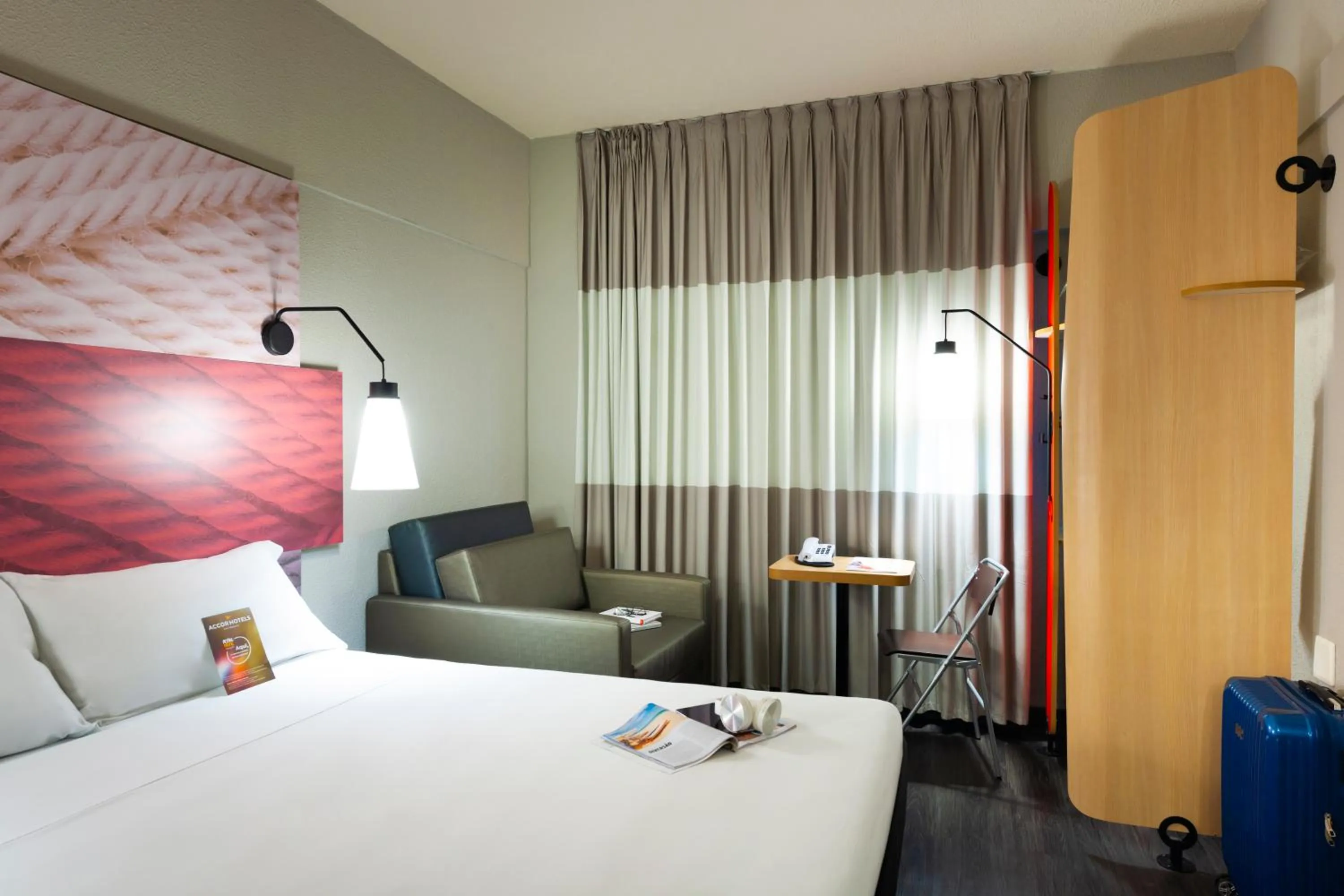 Photo of the whole room, Bed in Ibis Teresina