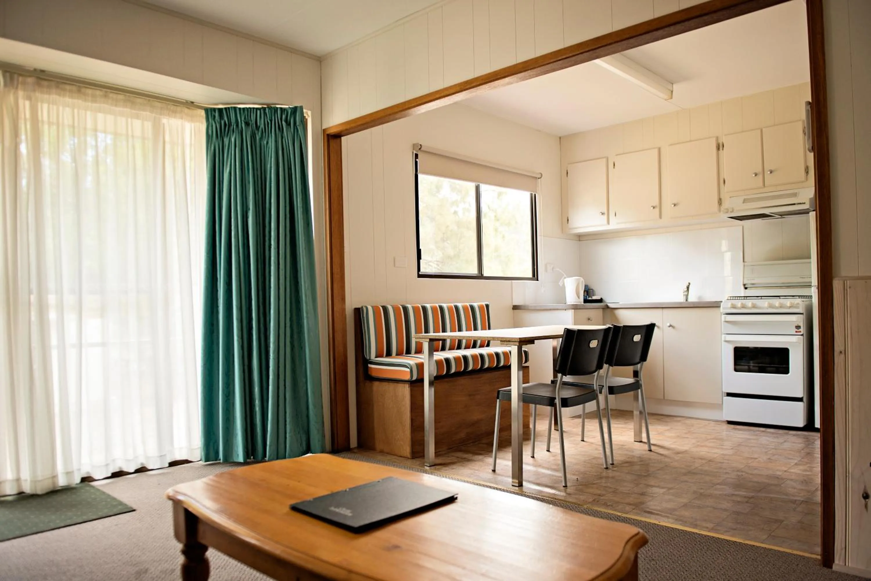 Dining area in Rivergum Holiday Park