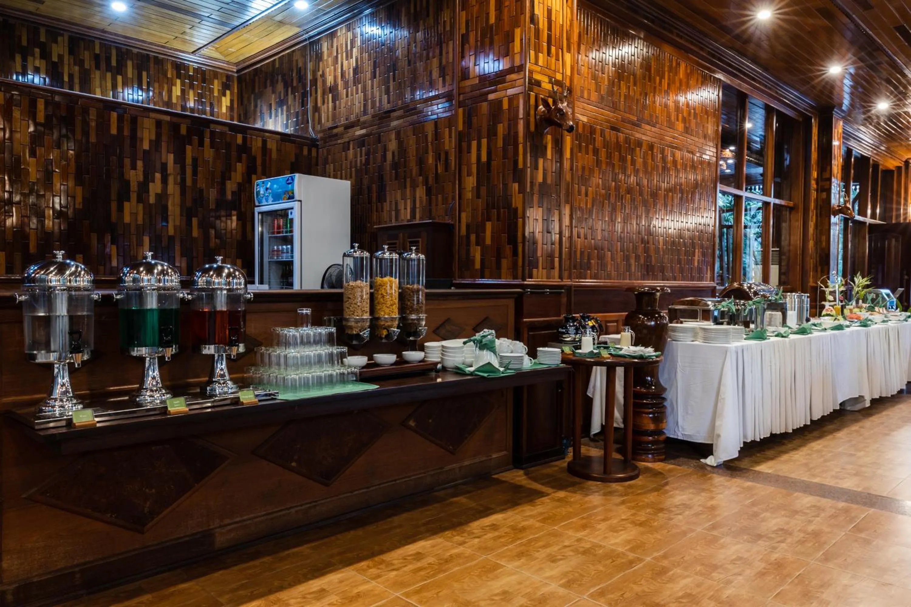 Buffet breakfast in Pierre Hotel