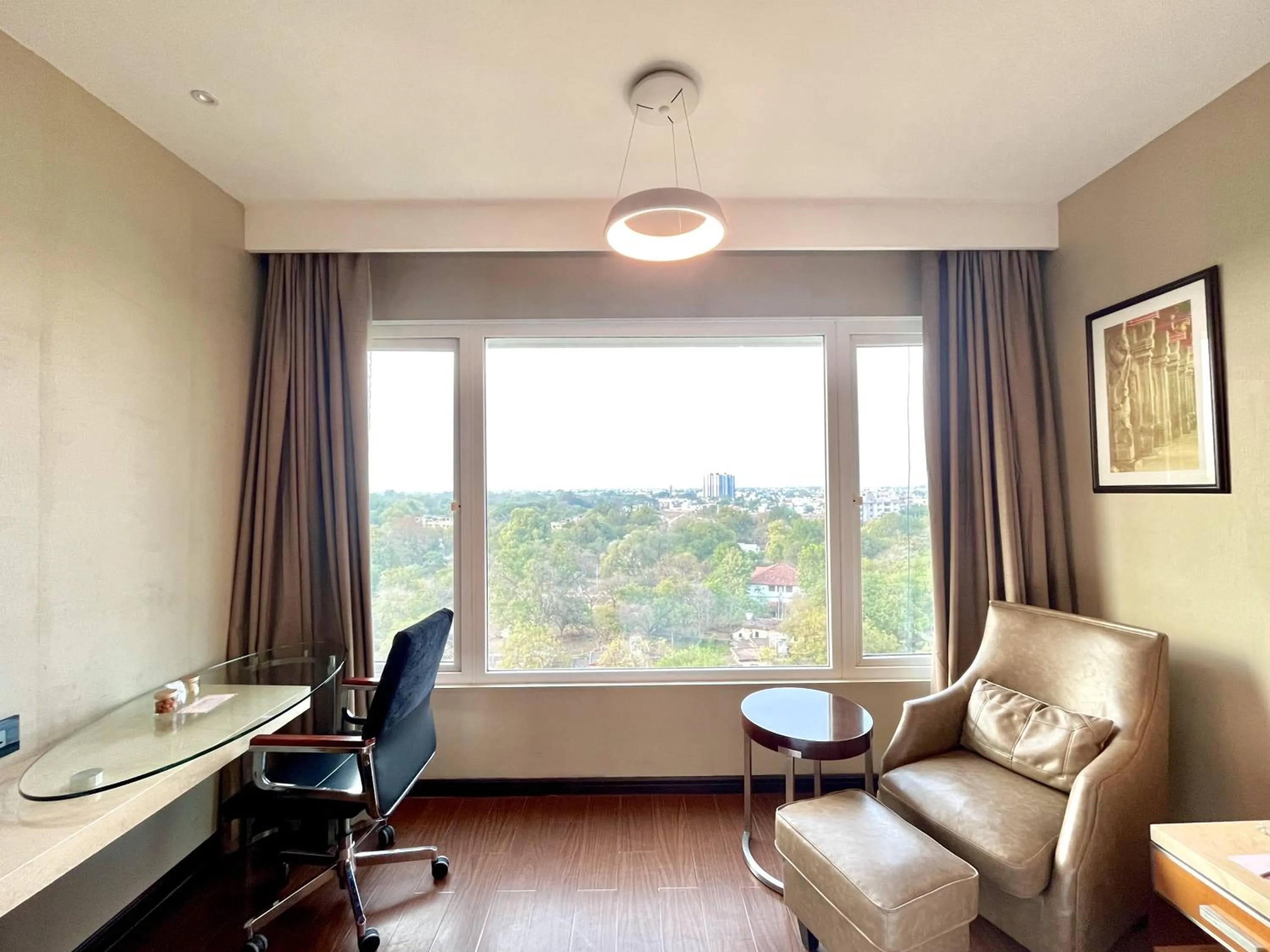 Seating area in Courtyard by Marriott Madurai