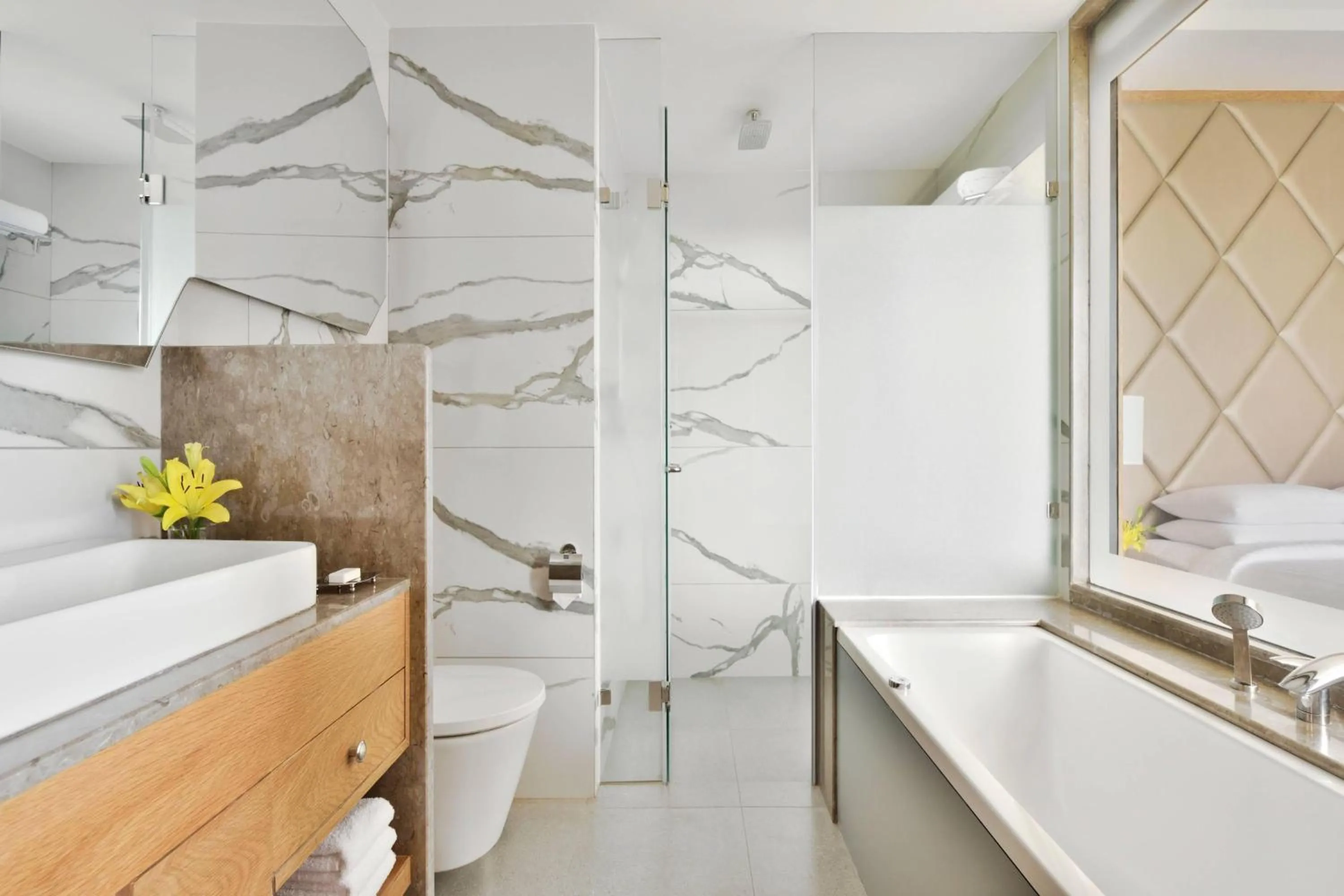 Bathroom in Courtyard by Marriott Madurai