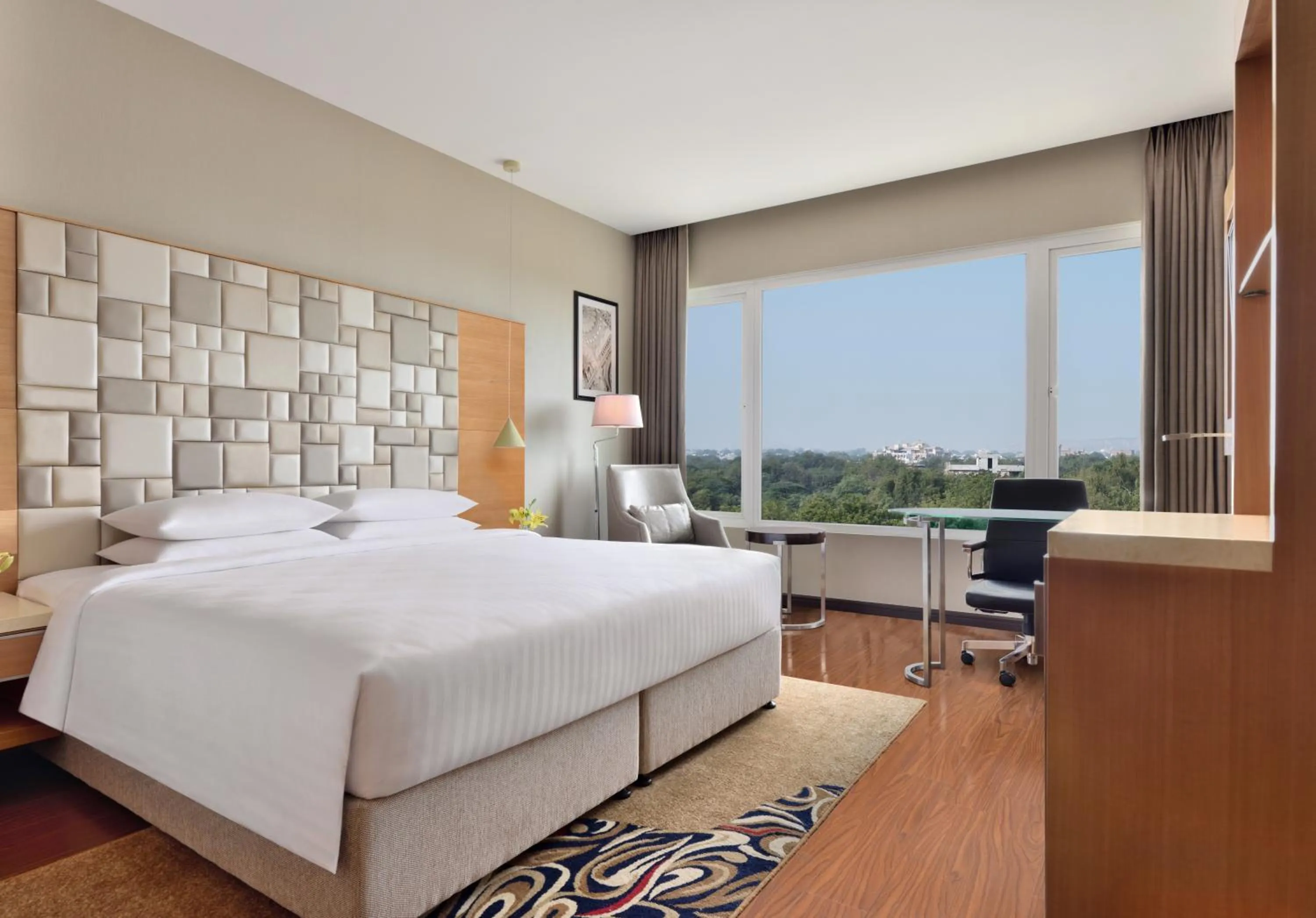 Bed in Courtyard by Marriott Madurai