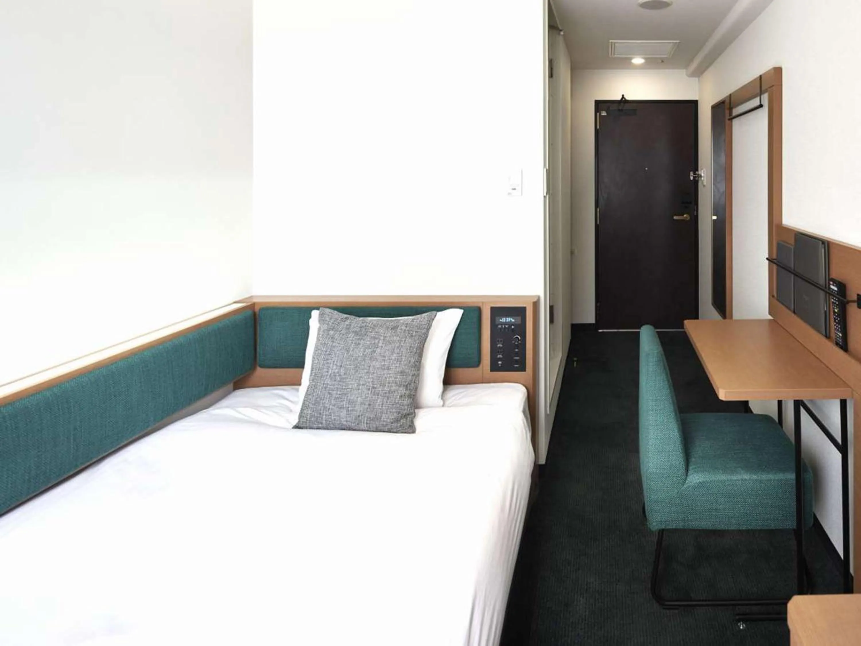 Bedroom, Bed in Nishitetsu Inn Nihonbashi