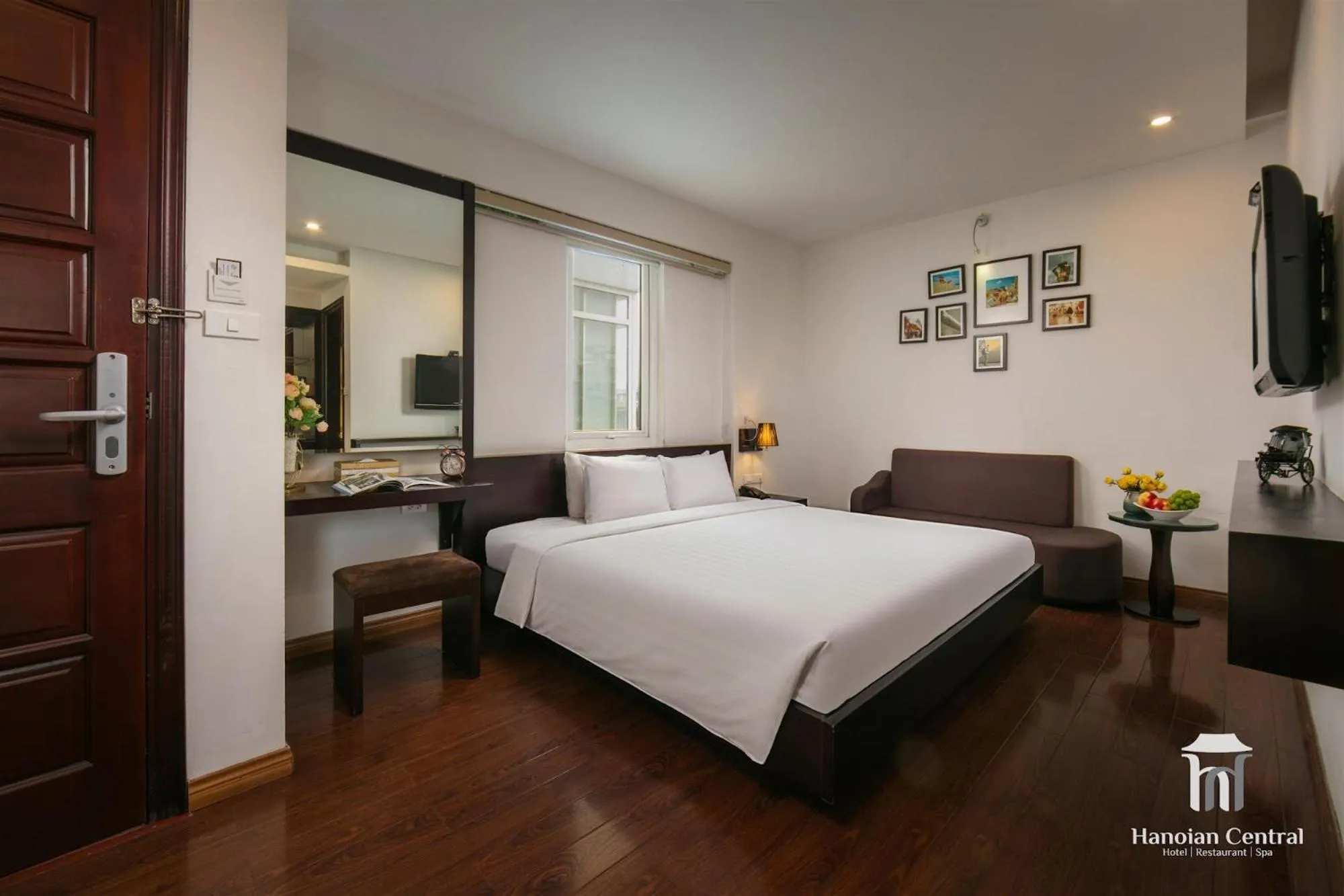 Bedroom, Bed in Hanoian Central Hotel & Spa