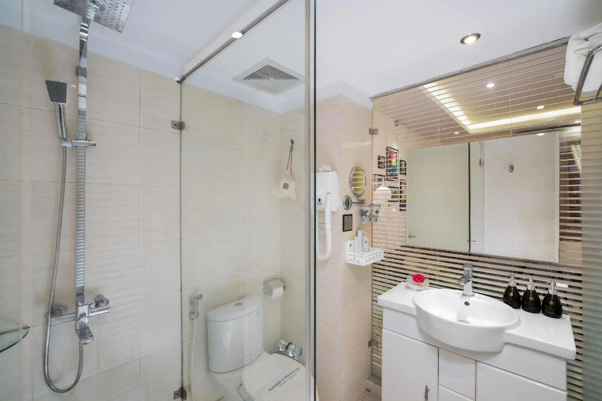 Bathroom in Hanoian Central Hotel & Spa