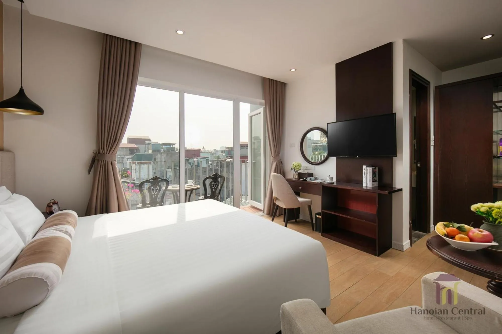 TV and multimedia, Bed in Hanoian Central Hotel & Spa