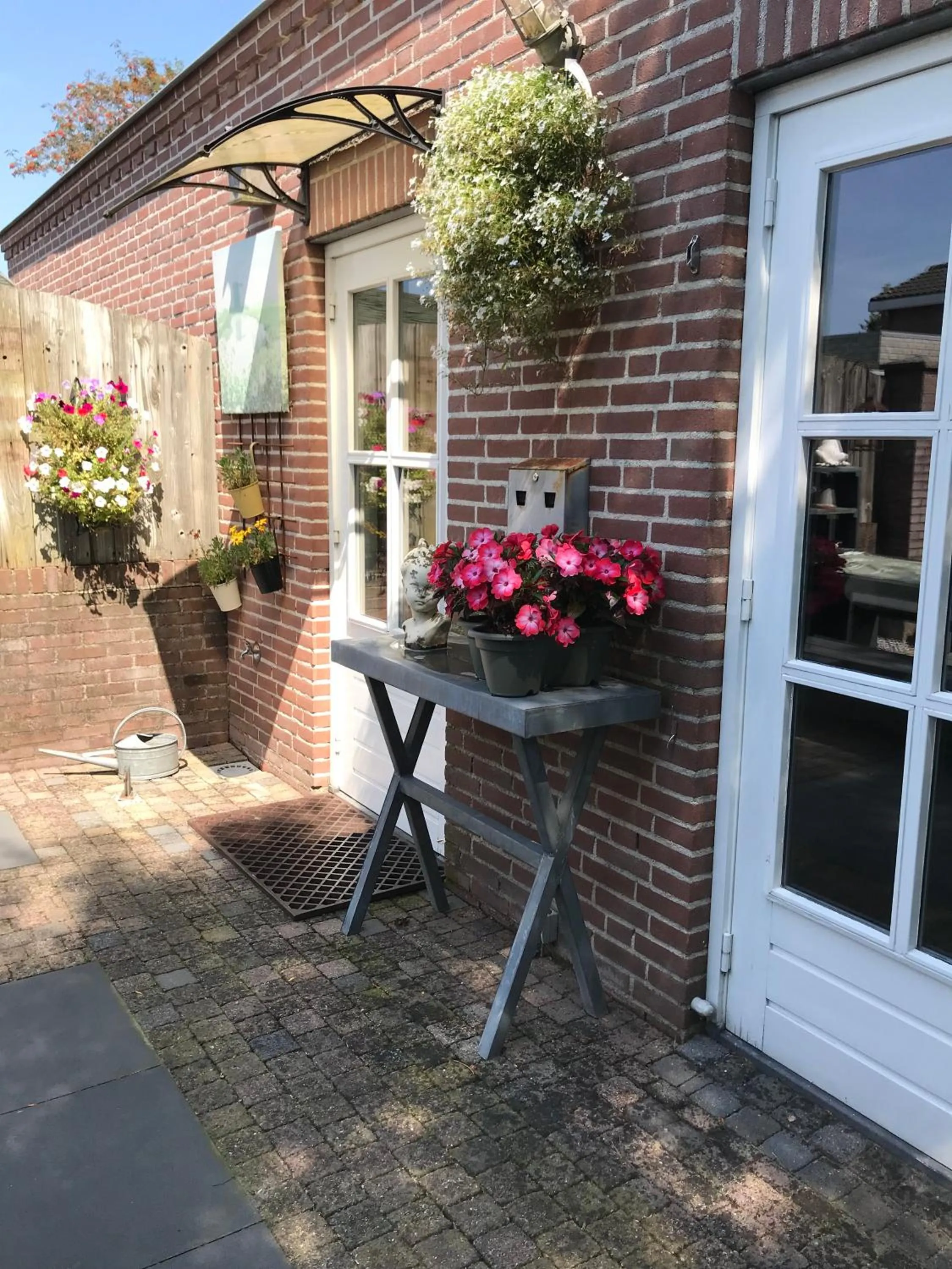 Property building in Villa Pats