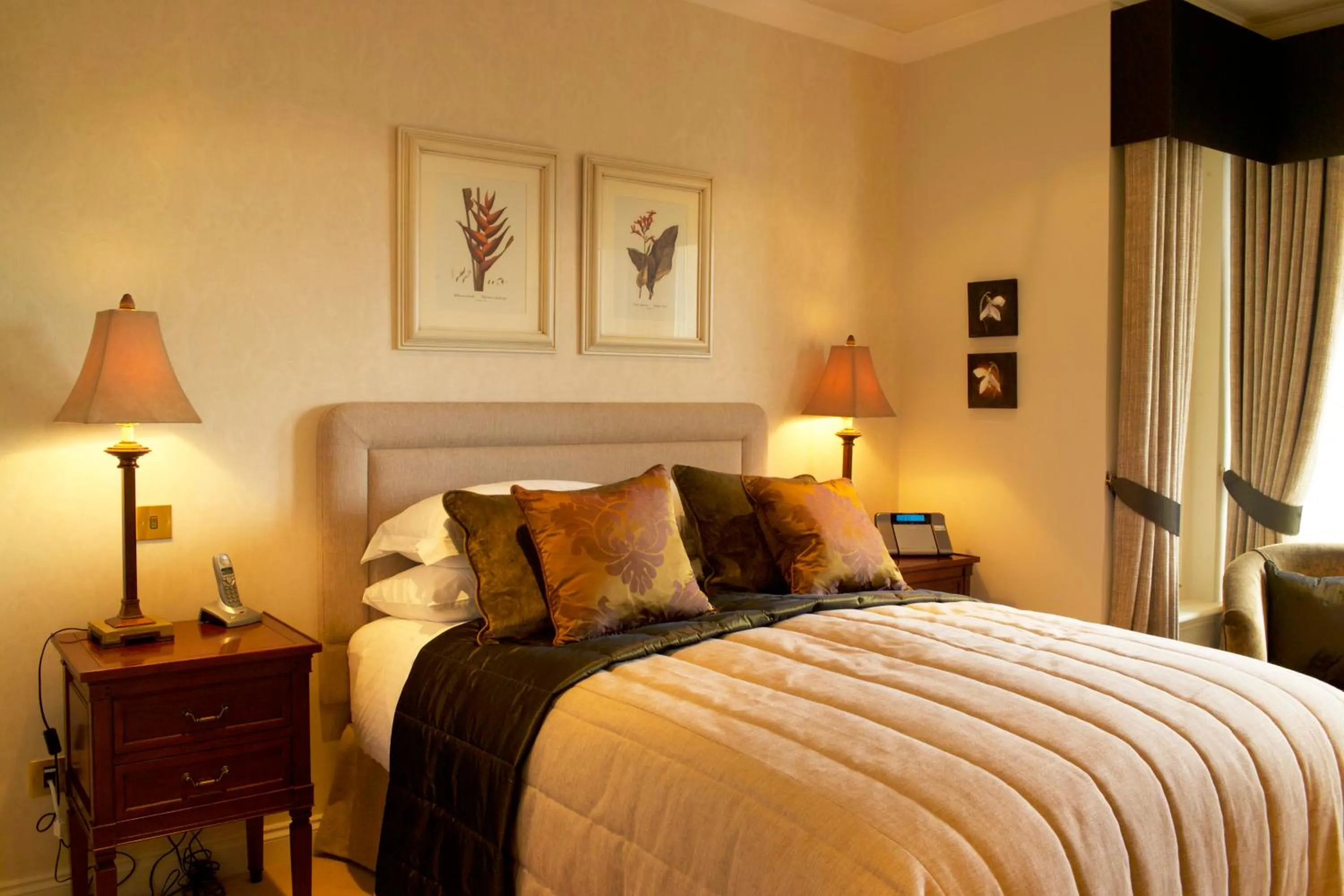 Bed in Loch Ness Lodge