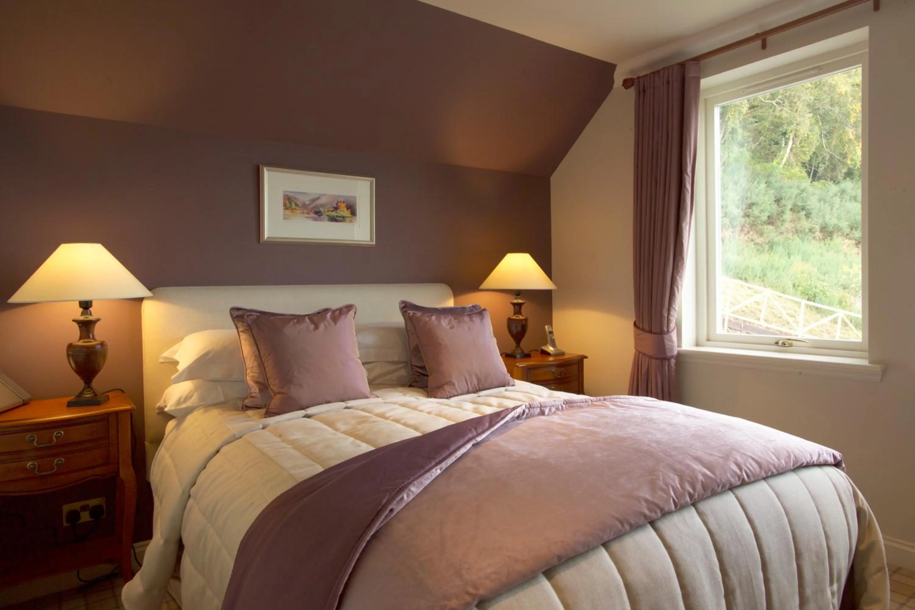 Bed in Loch Ness Lodge