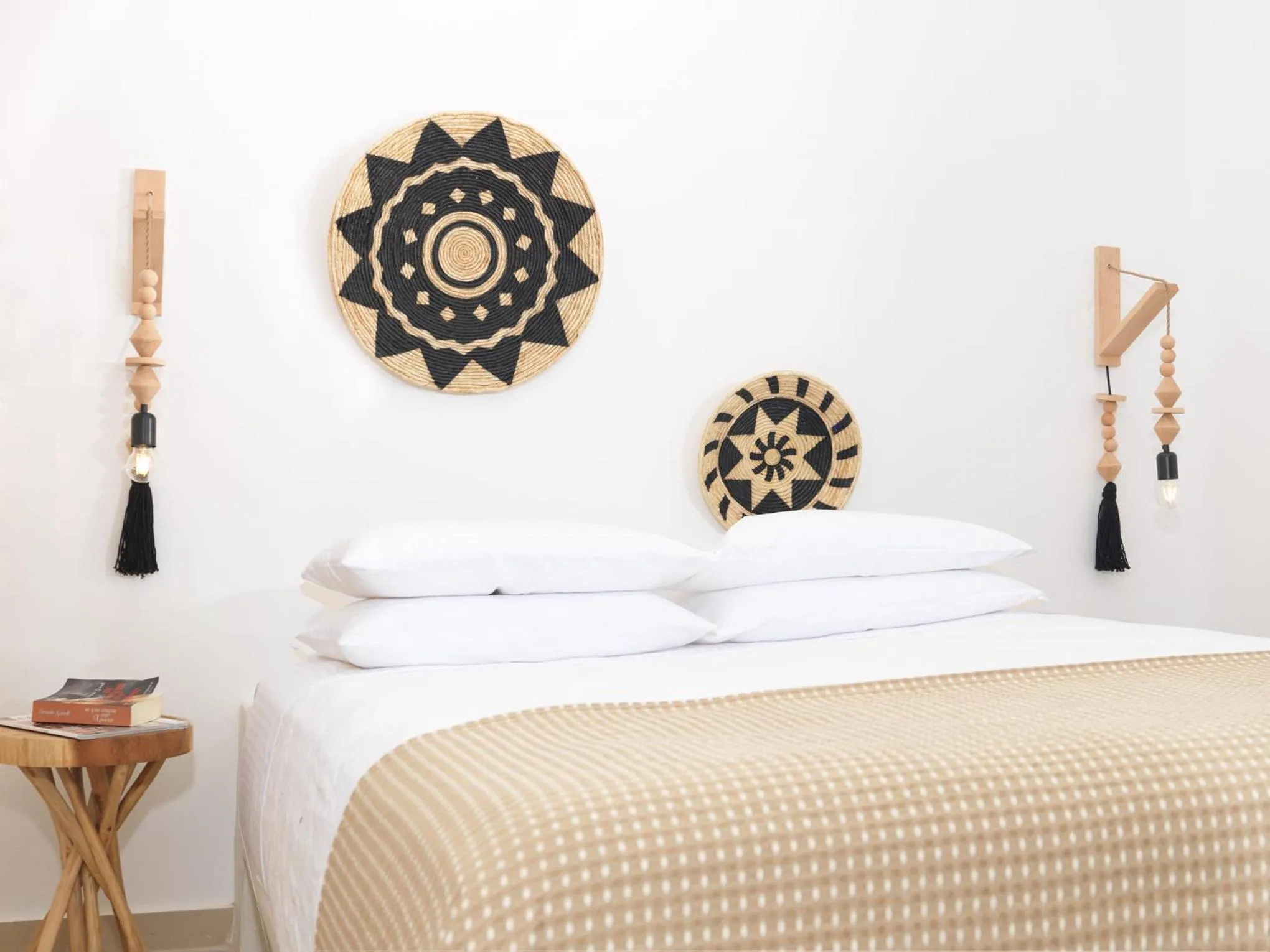 Bedroom in Drops Cave Houses