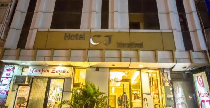 Night in Hotel CJ International