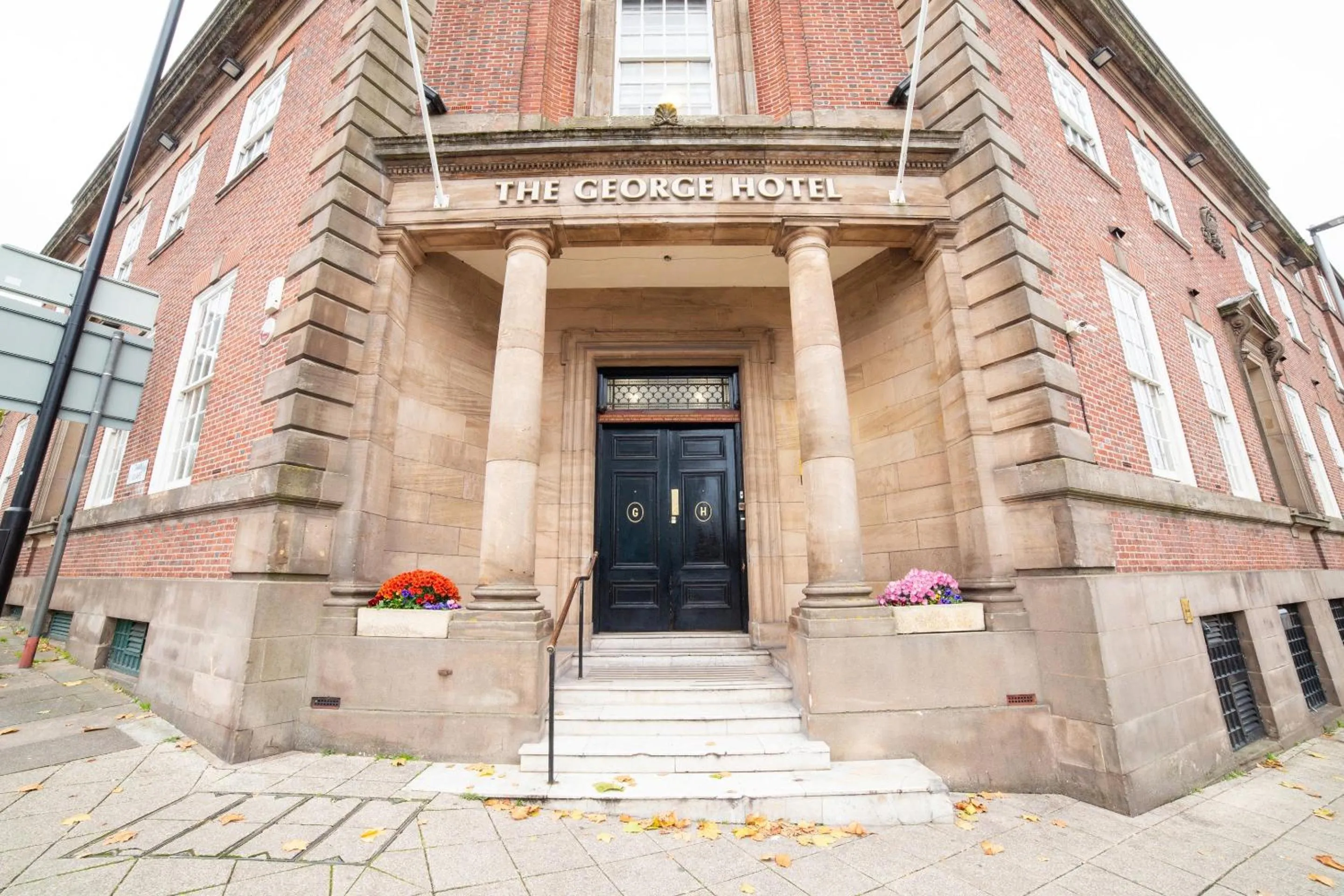 Facade/entrance in George Hotel, Burslem, Stoke-on-Trent