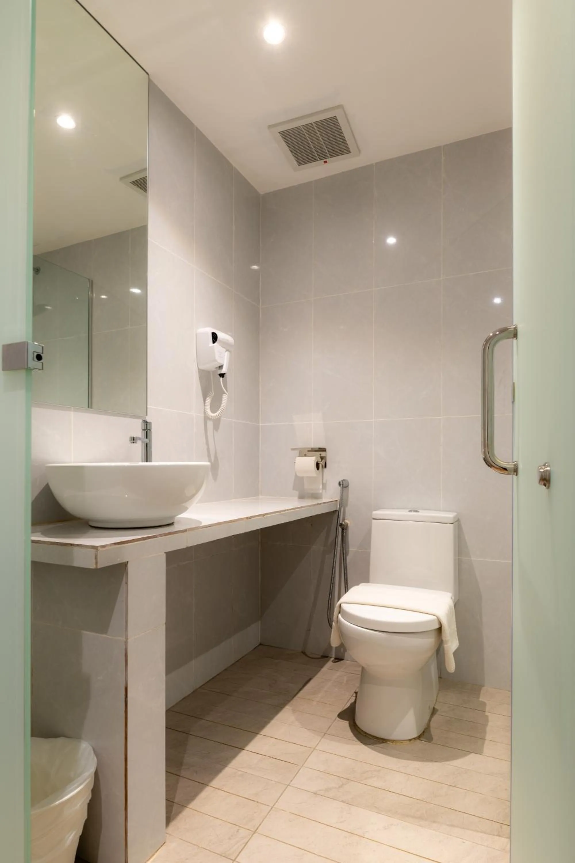 Toilet in T+ Hotel Sungai Petani