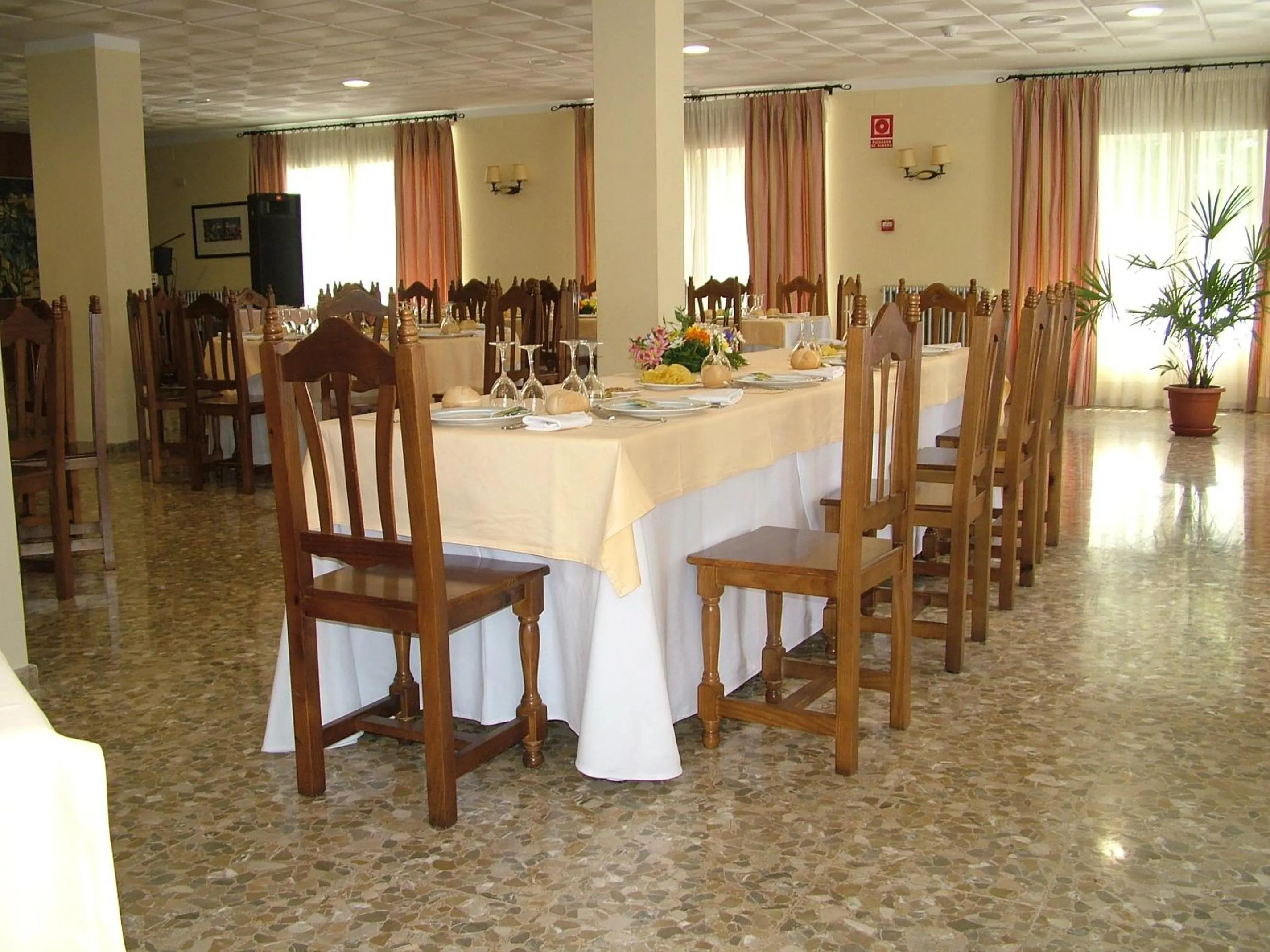 Banquet/Function facilities in Hotel Río Piscina
