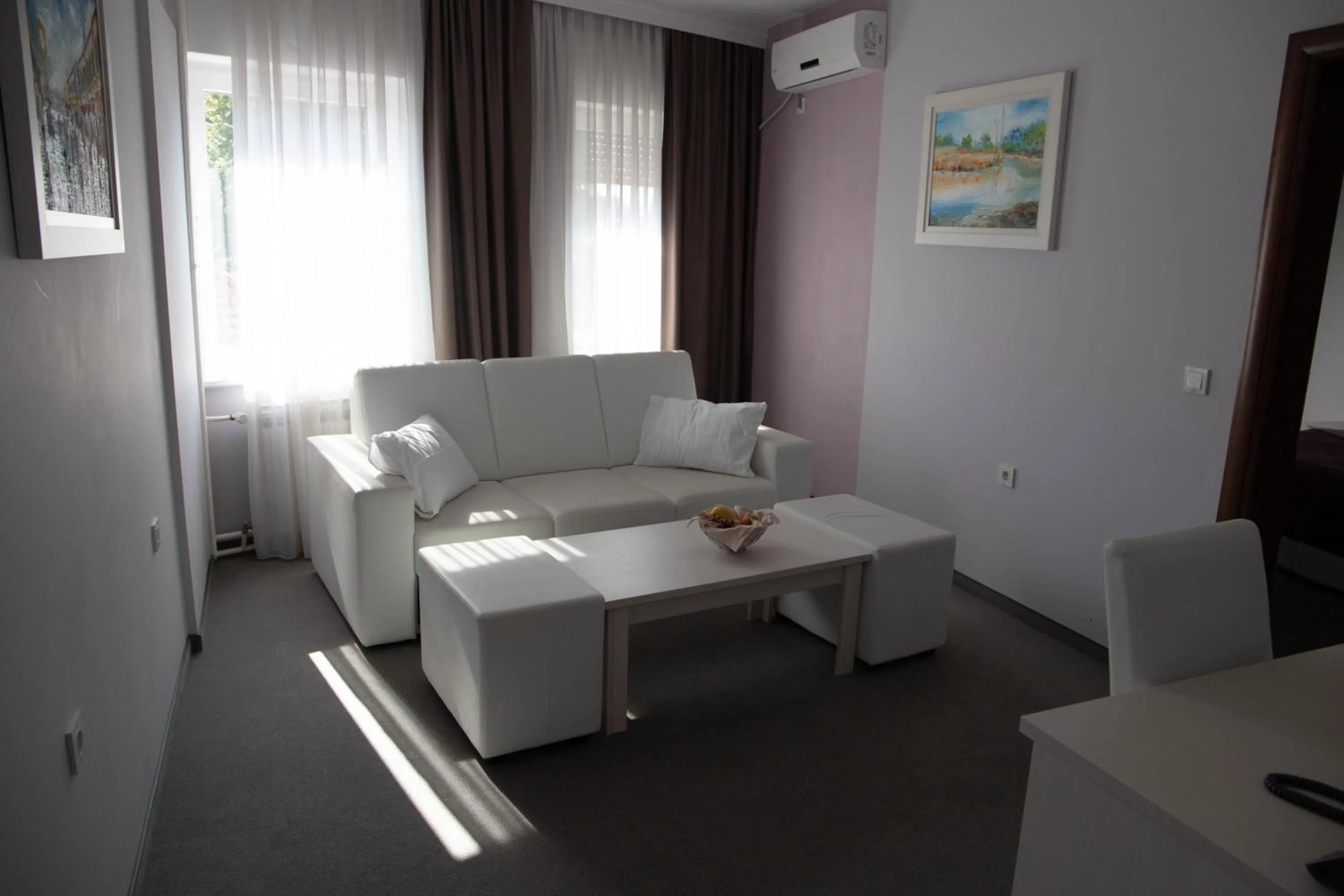 Seating area in Art Hotel