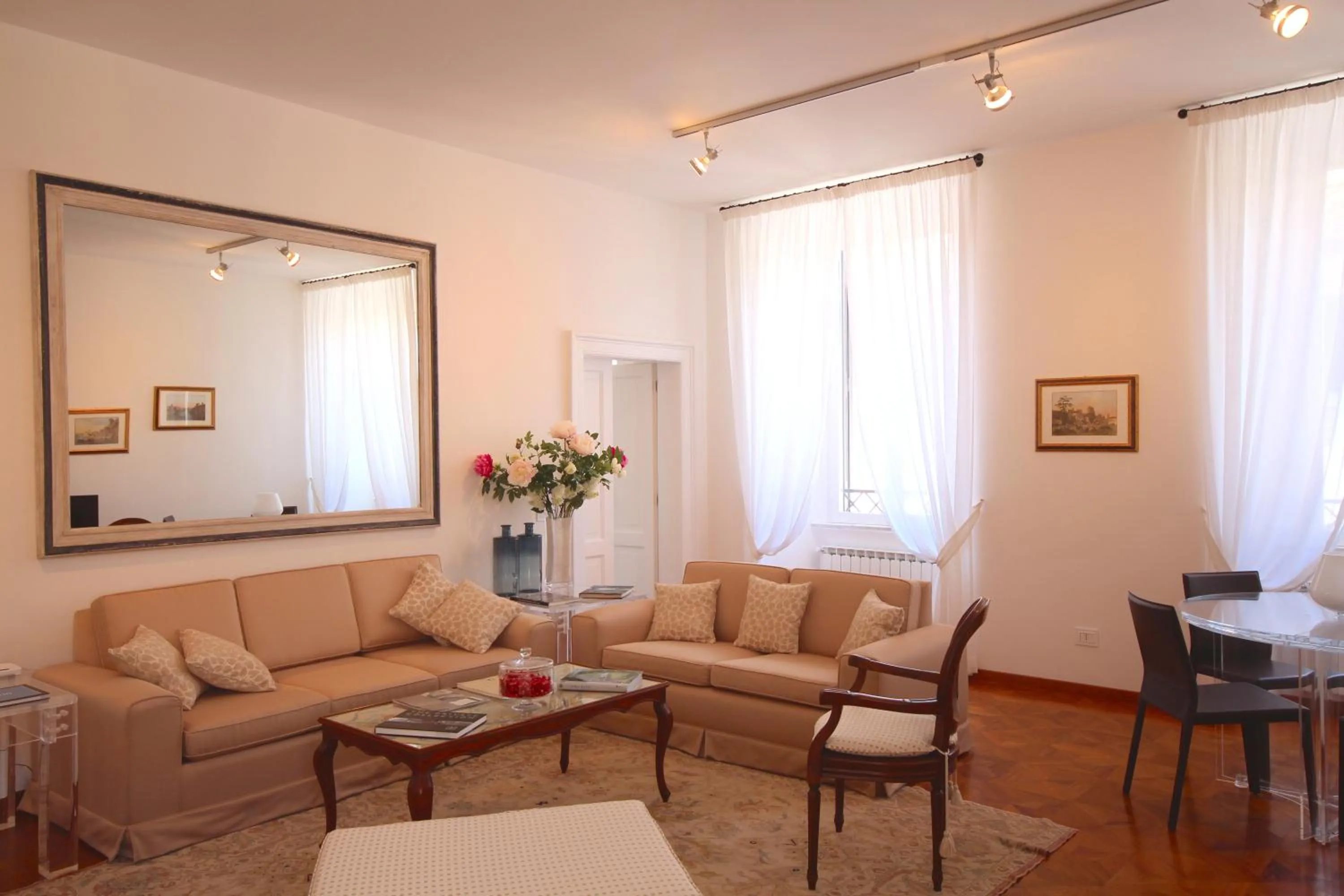 Seating area in Villa Spalletti Trivelli - Small Luxury Hotels of the World