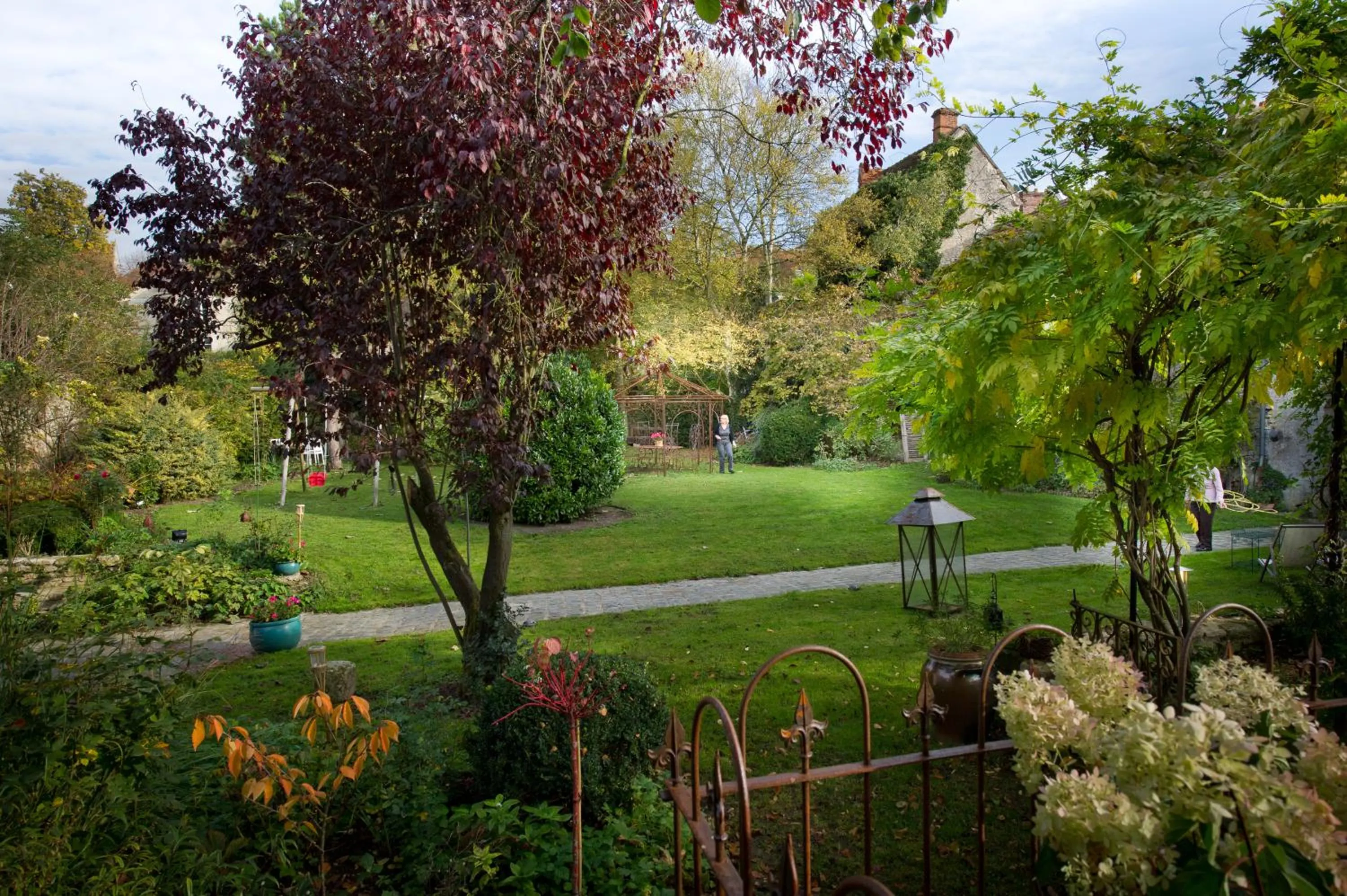 Garden in Côté Jardin - Chambres d'hôtes