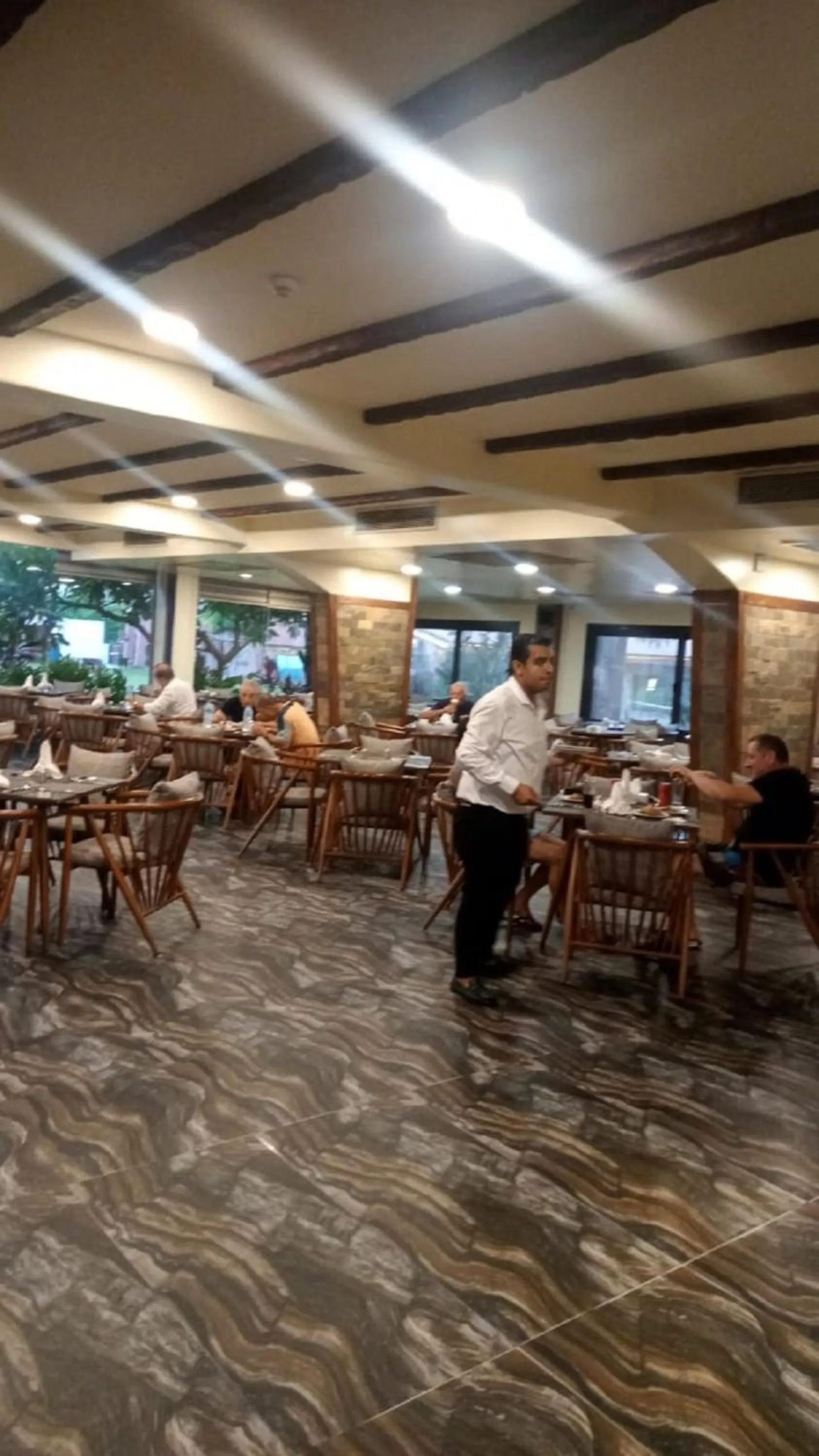 Restaurant/places to eat in Africana Hotel & Spa