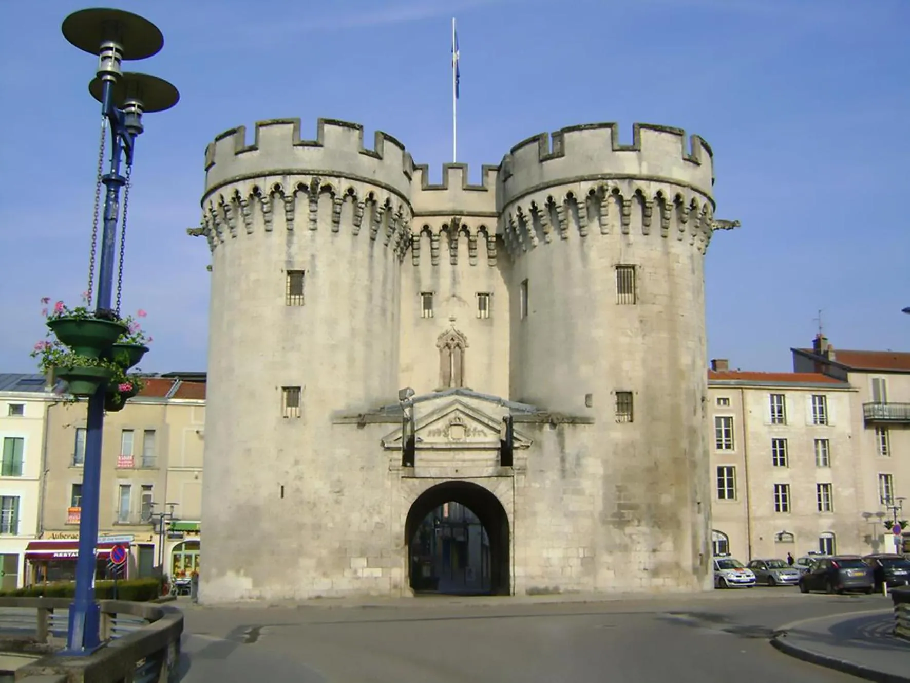 Nearby landmark in Arara