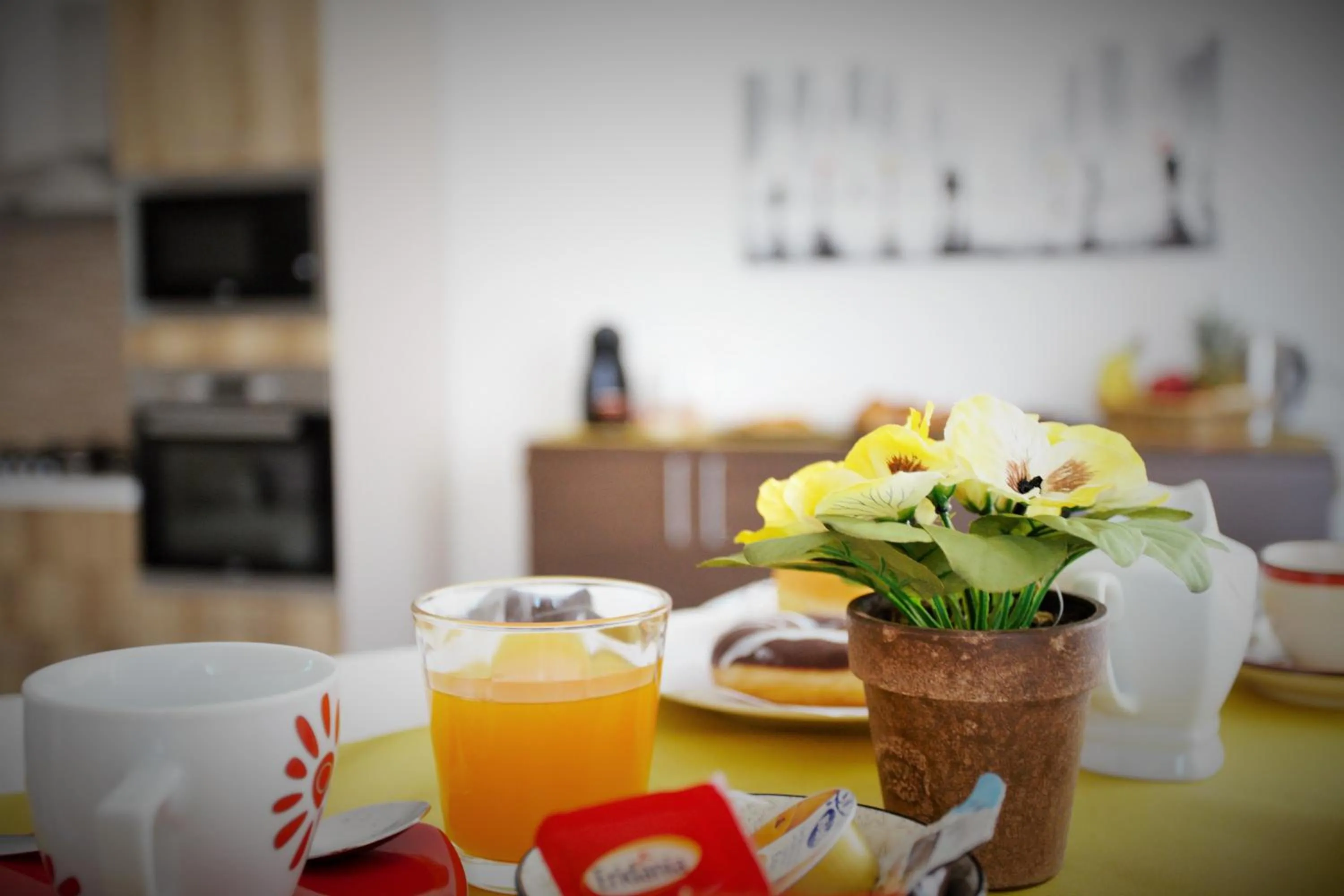 Breakfast in Central Apartments