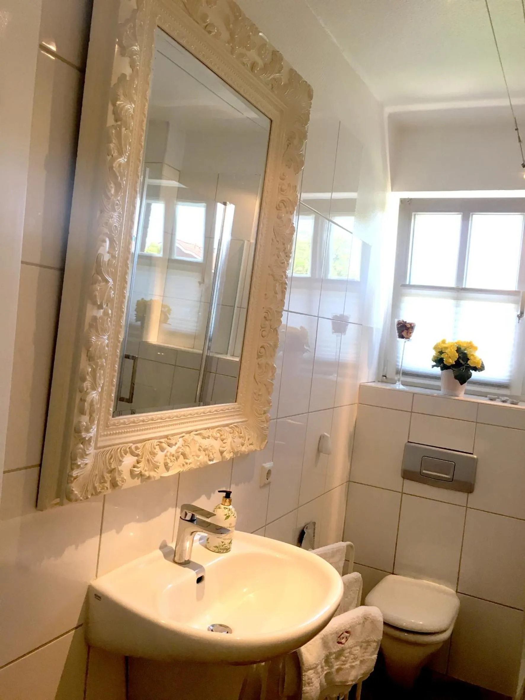 Bathroom in Lilis kleines Hotel