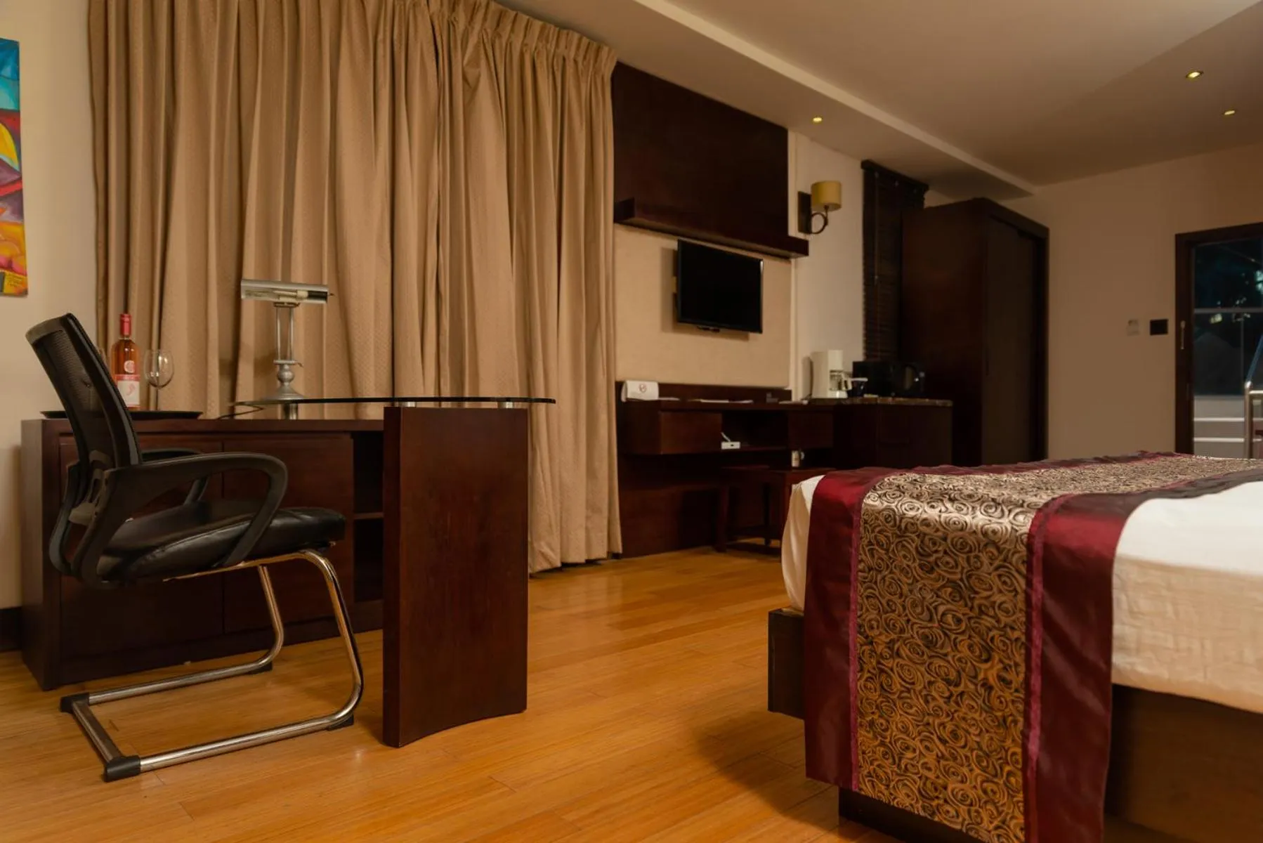 Bed in Herdmanston Lodge Hotel