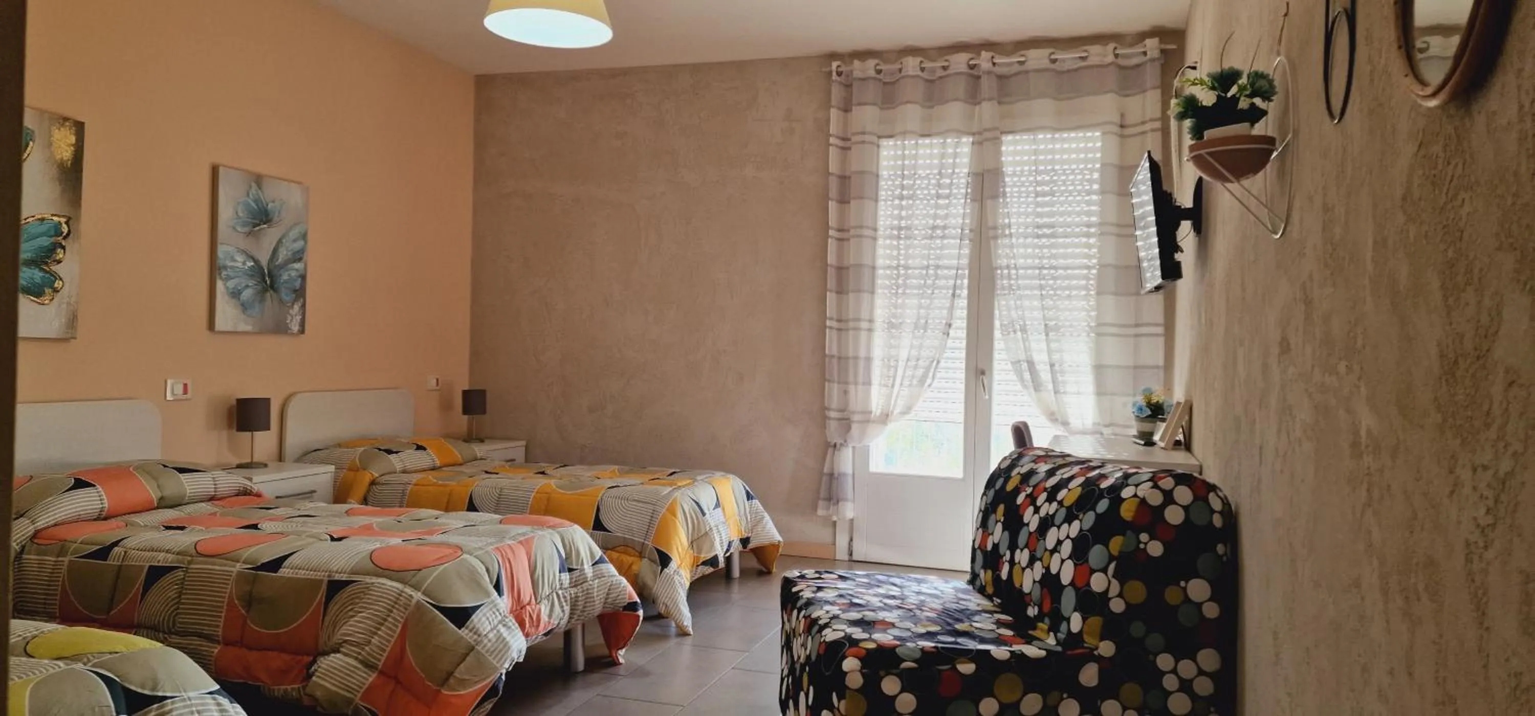 Bed in Affittacamere Borgo Sabbionara