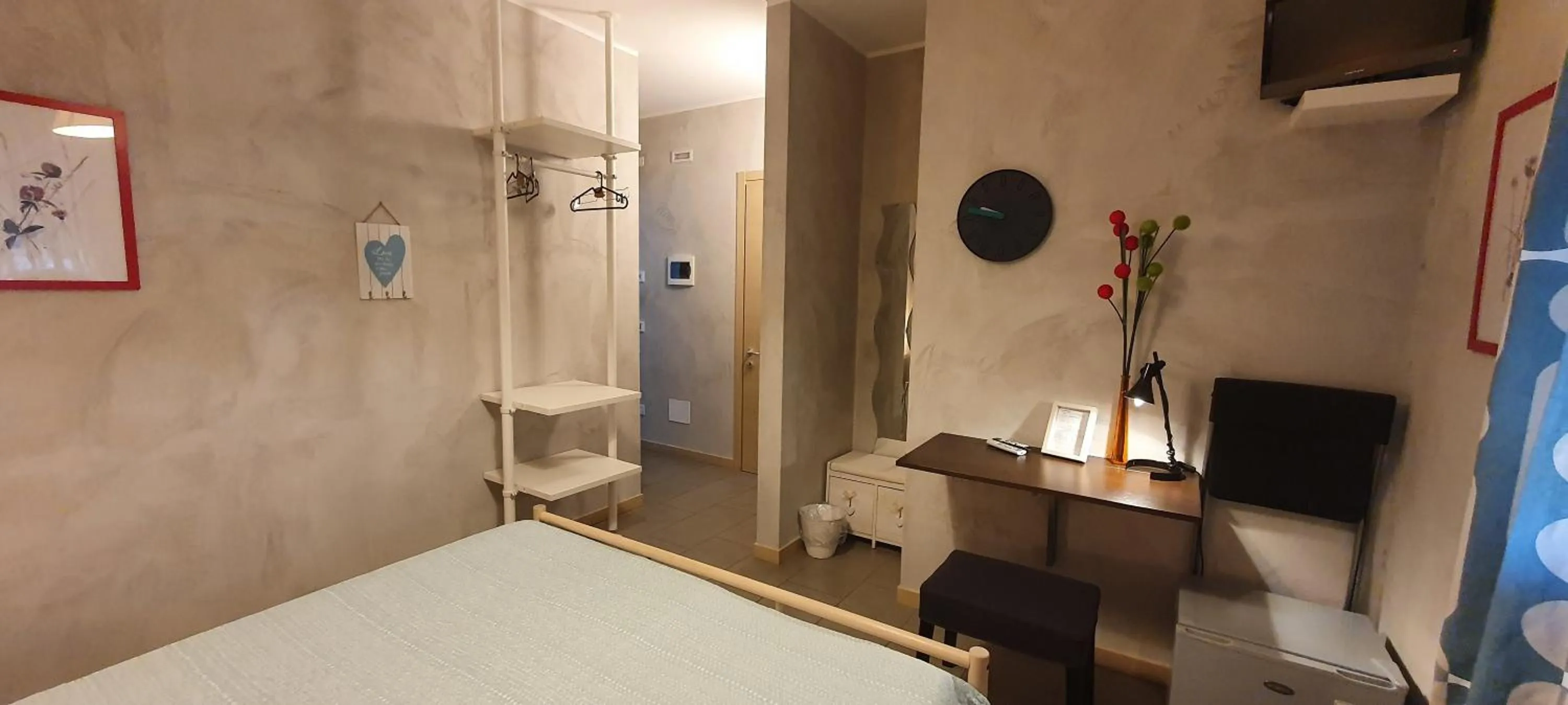 Bed in Affittacamere Borgo Sabbionara