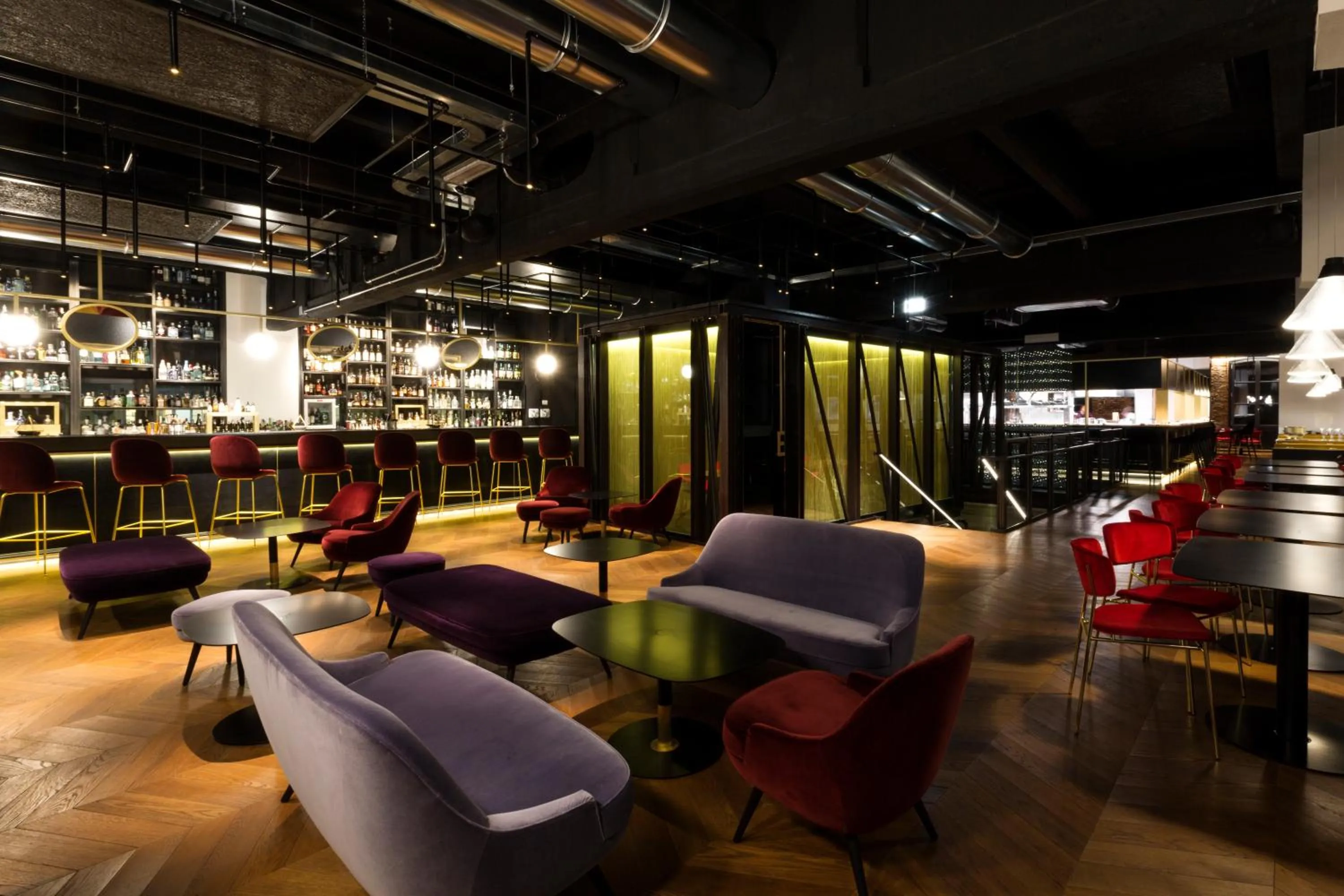 Restaurant/places to eat in EDIT Lofts