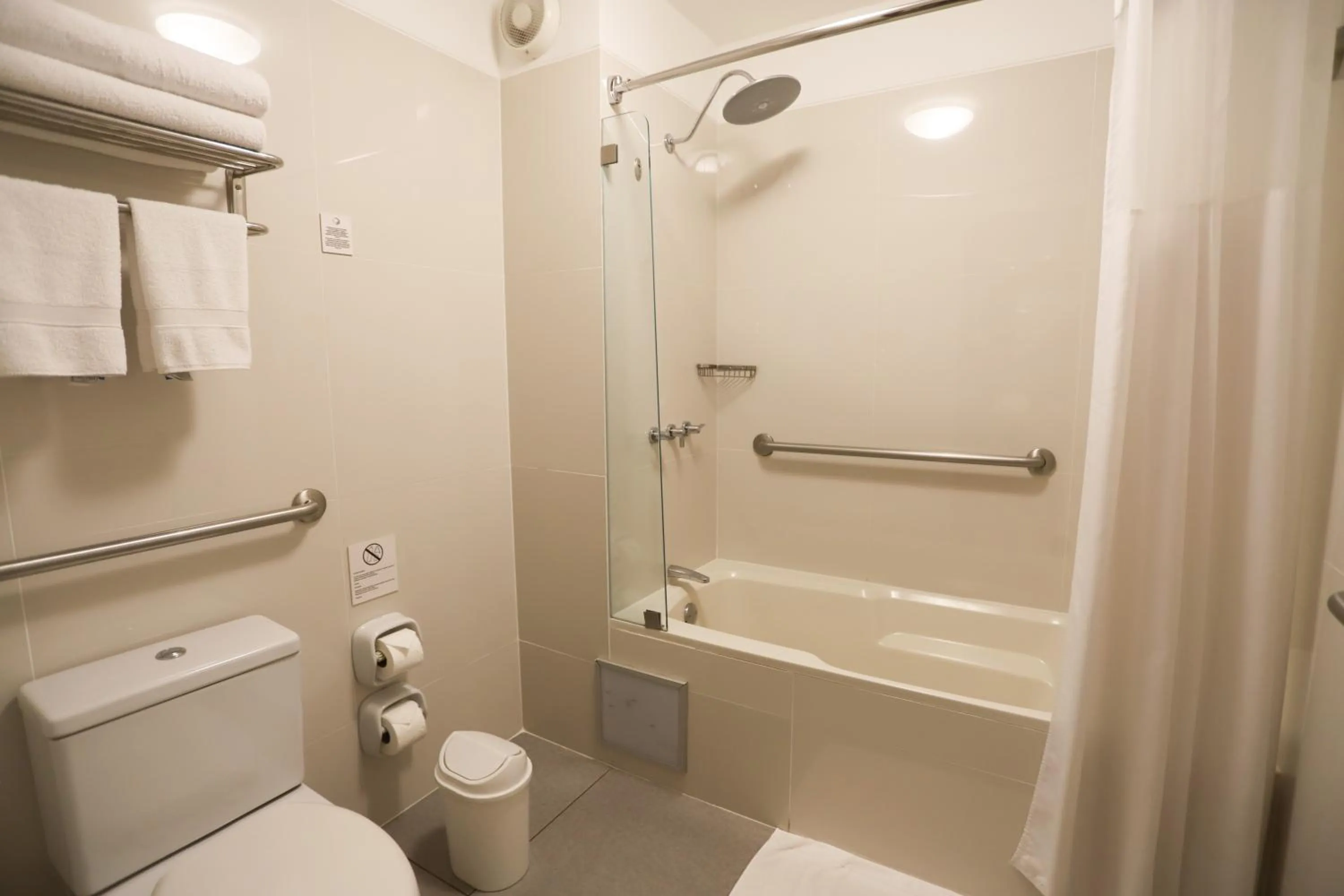 Bathroom in Casa Andina Select Miraflores