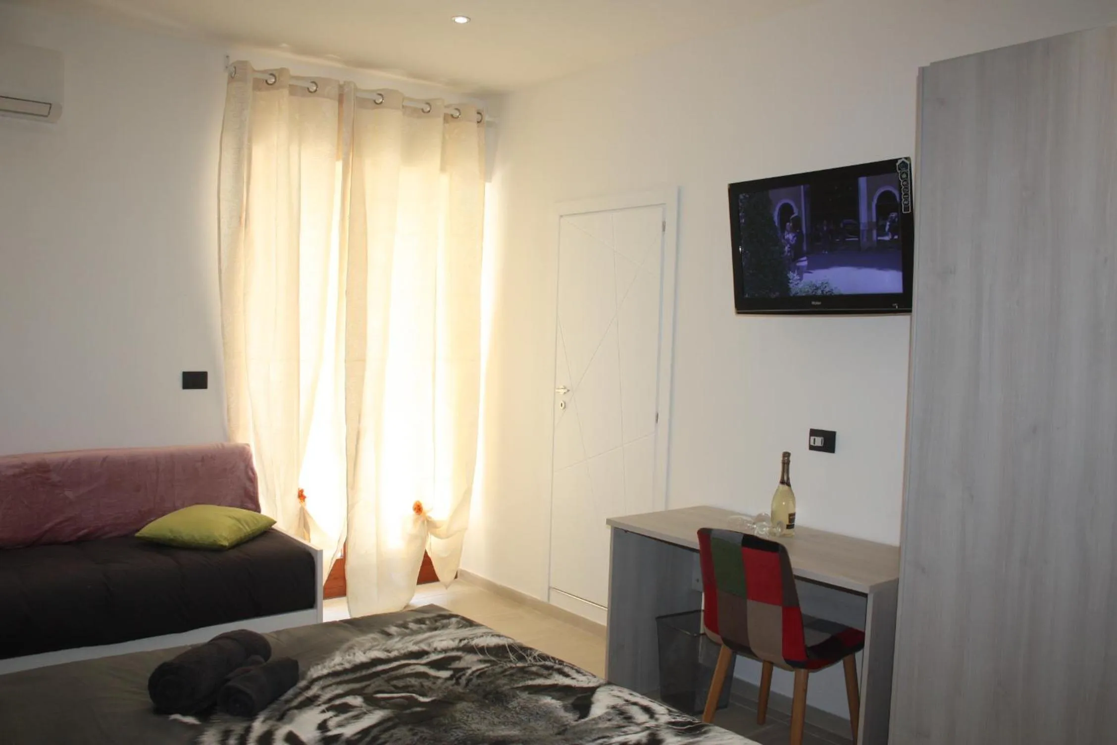 Photo of the whole room in B&B Epipoli