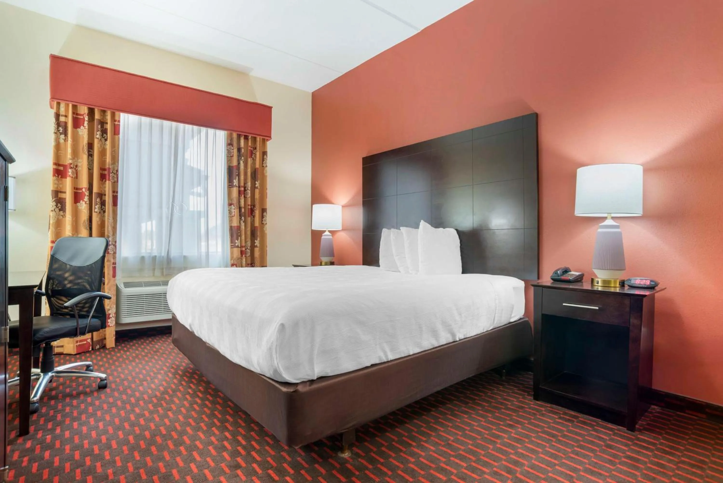 Bedroom, Bed in Best Western Plus Flowood Inn & Suites