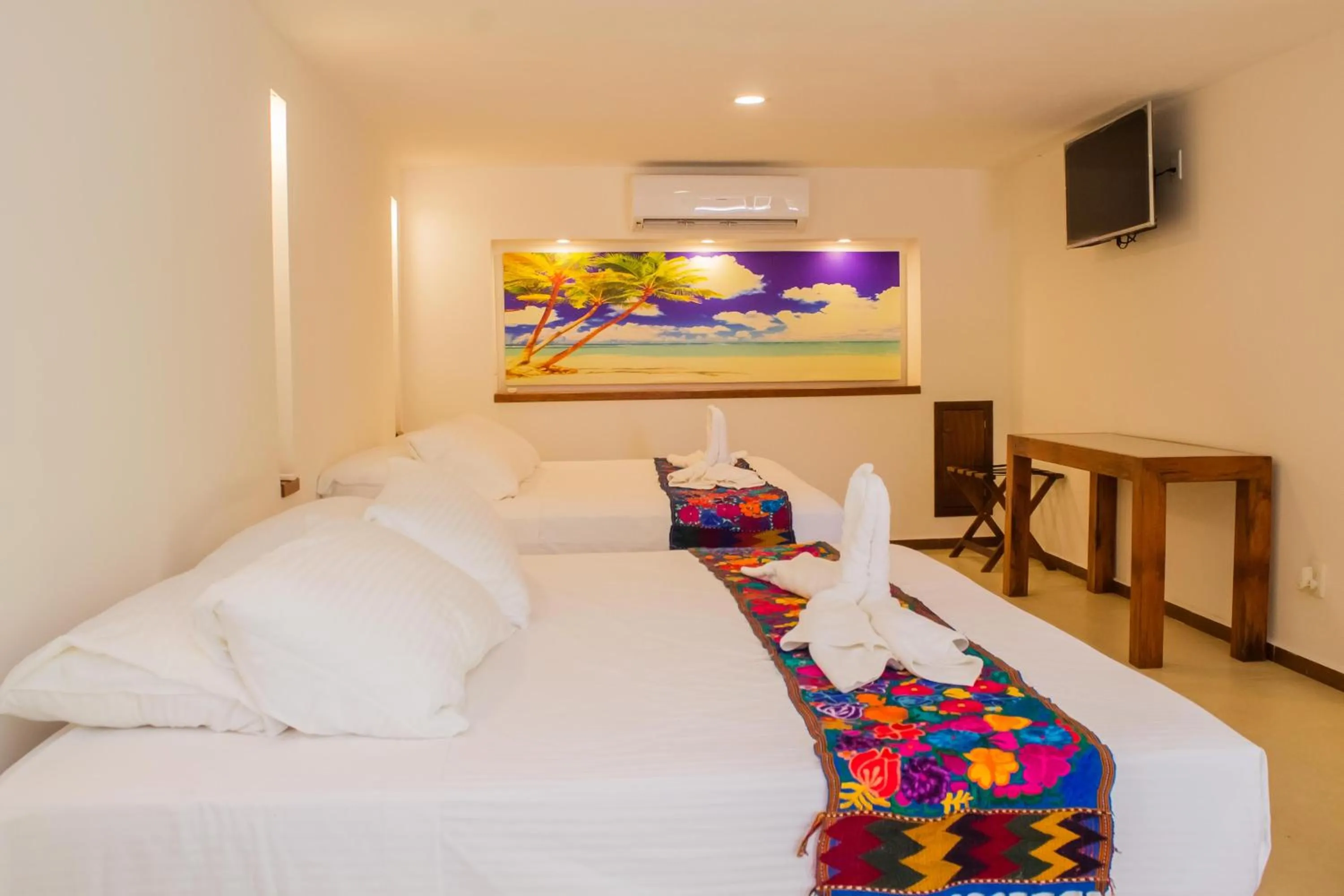 Bed in Hotel Azul Maya