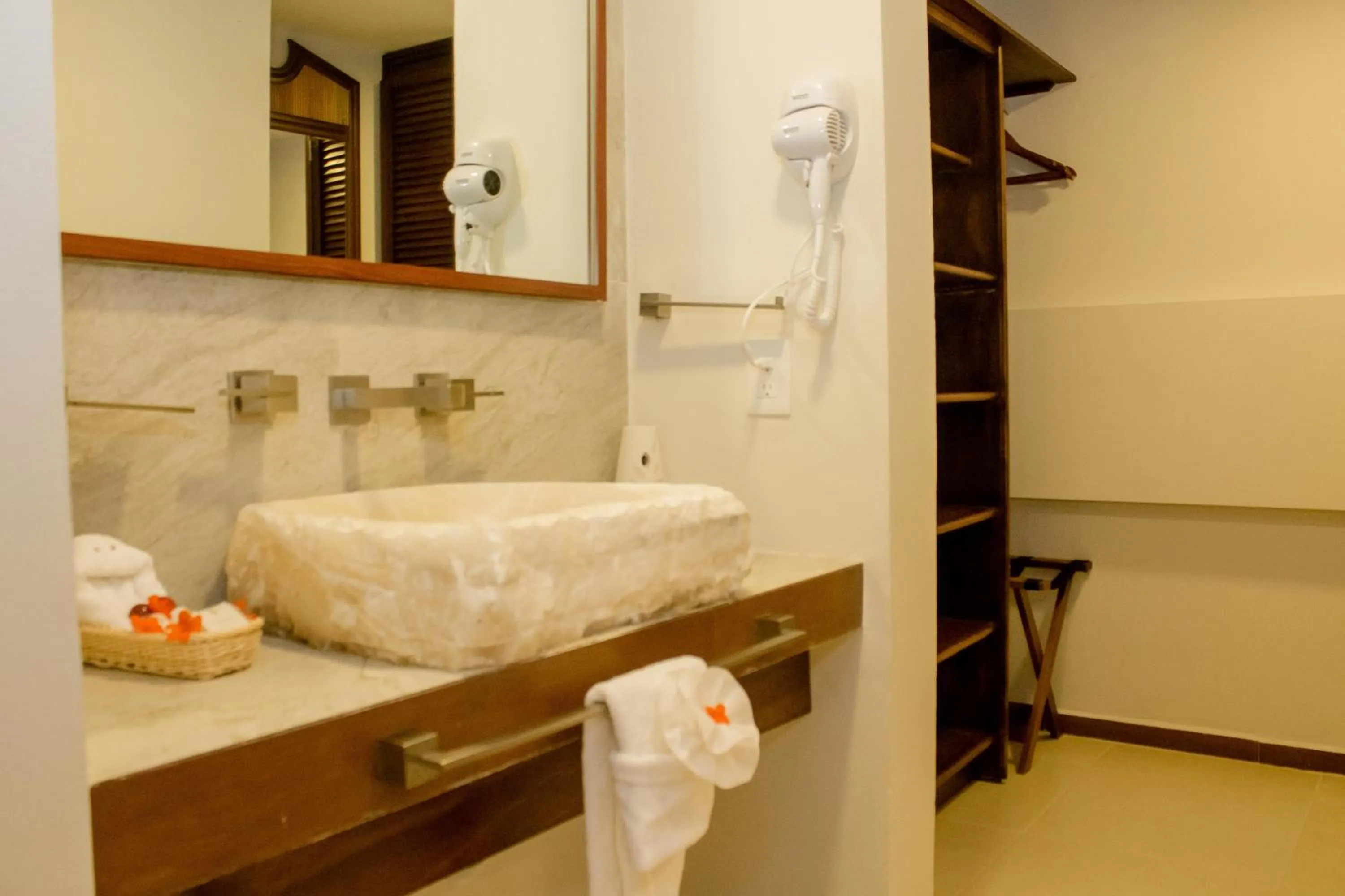 Bed in Hotel Azul Maya