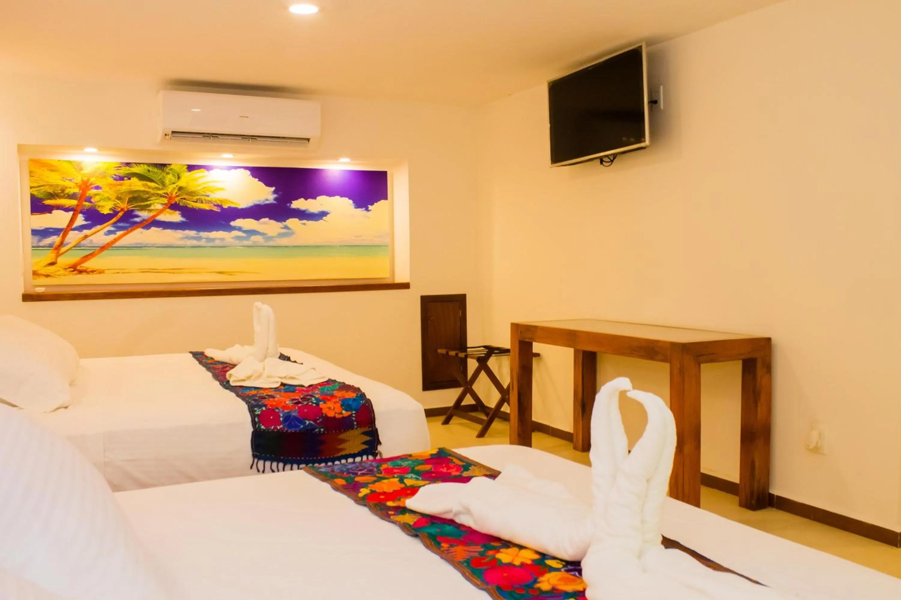 Bed in Hotel Azul Maya