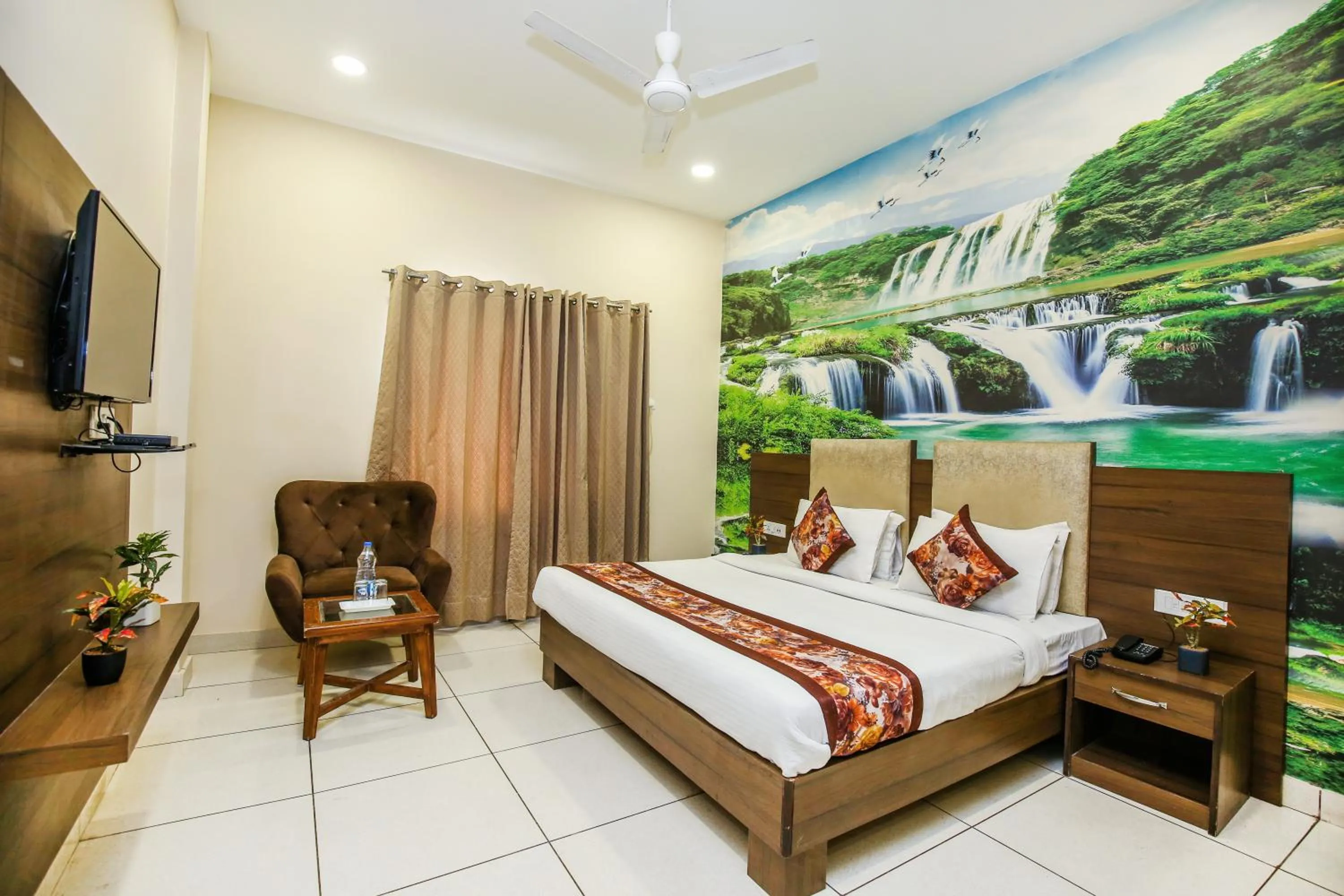 Bed in Hotel Karan Residency - 5 Min Walk From Golden Temple