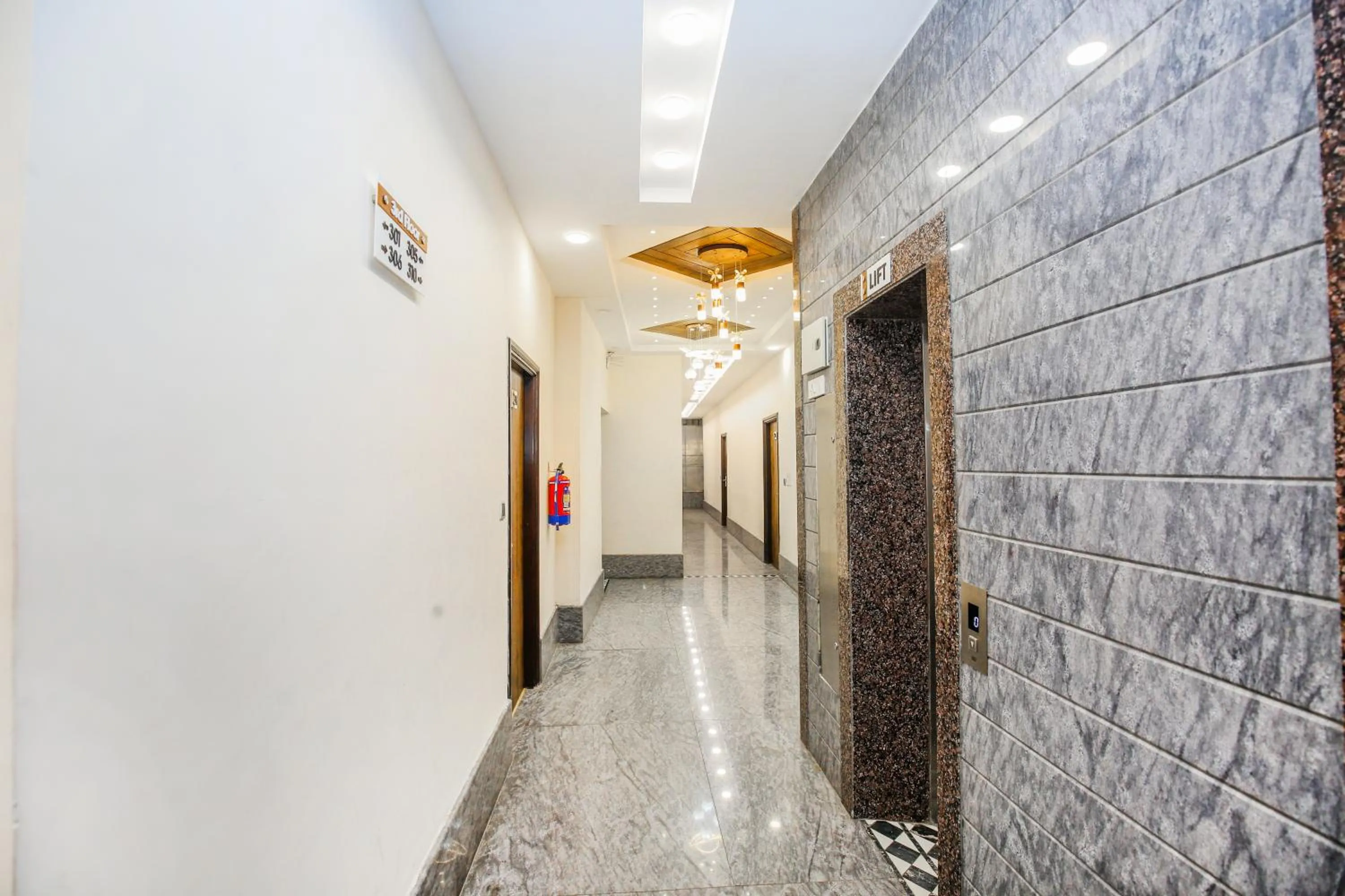 elevator in Hotel Karan Residency - 5 Min Walk From Golden Temple