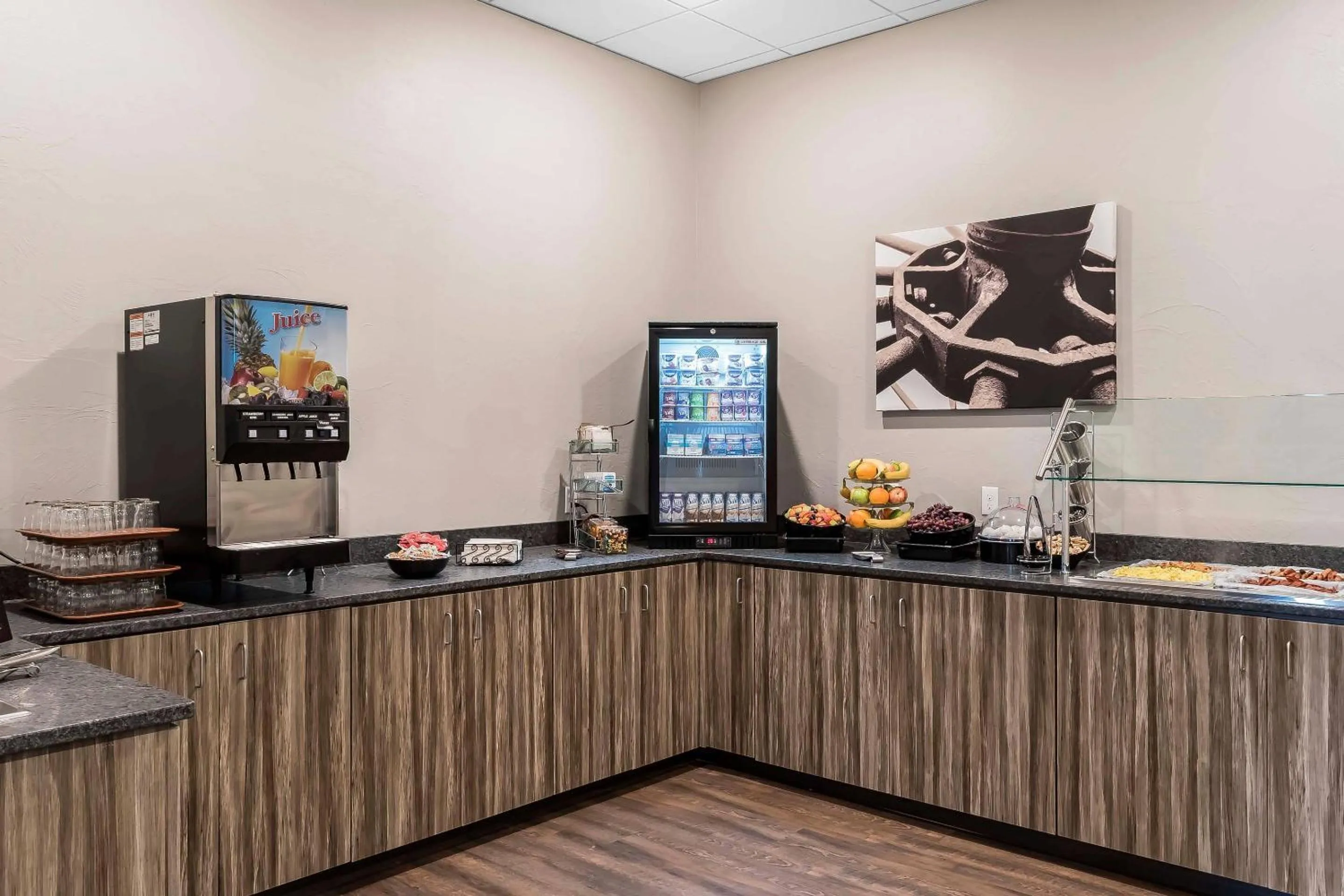 Breakfast in Copper King Convention Center, an Ascend Collection Hotel