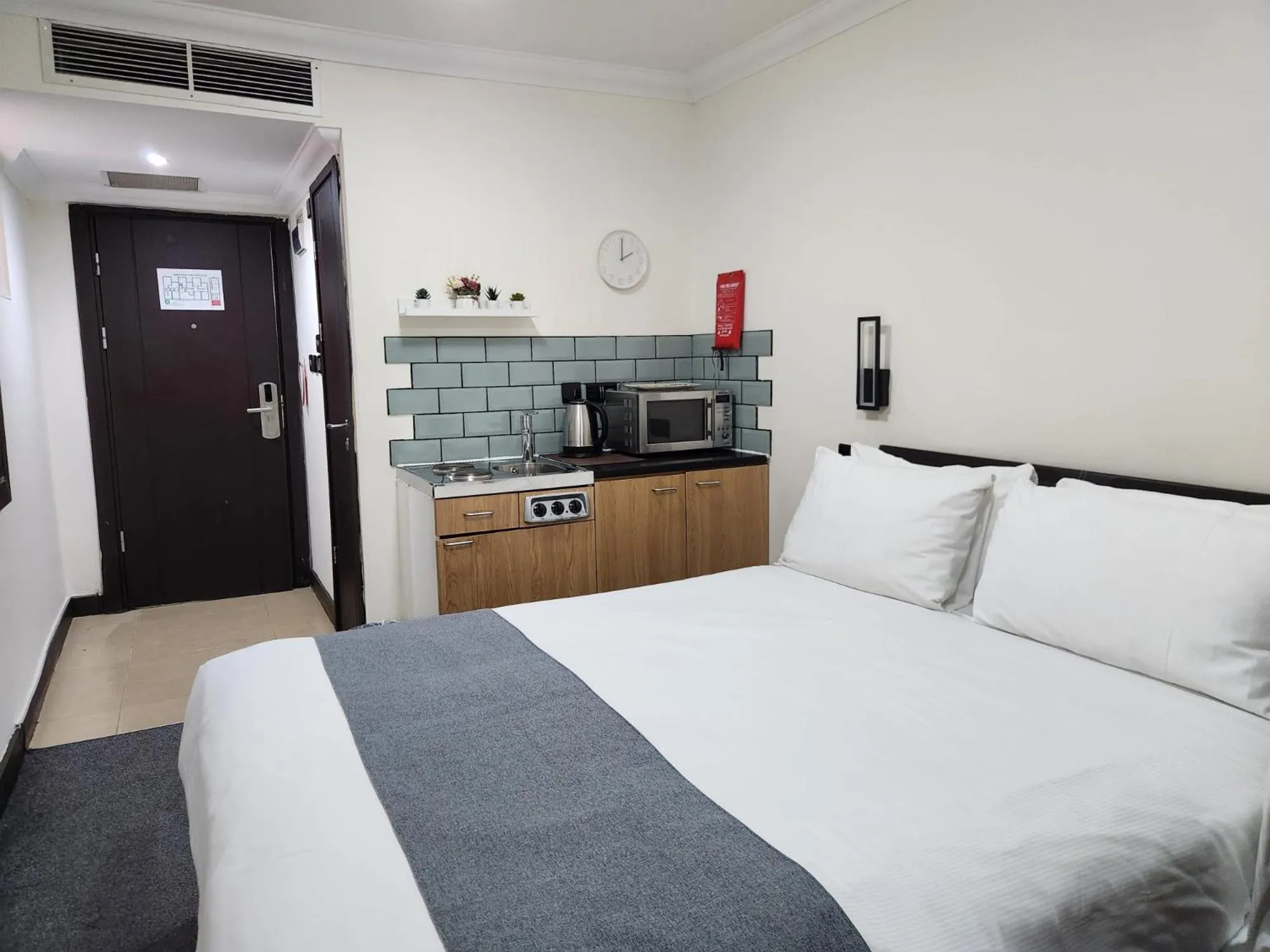 Bed in The Royale Chulan Hyde Park Hotel