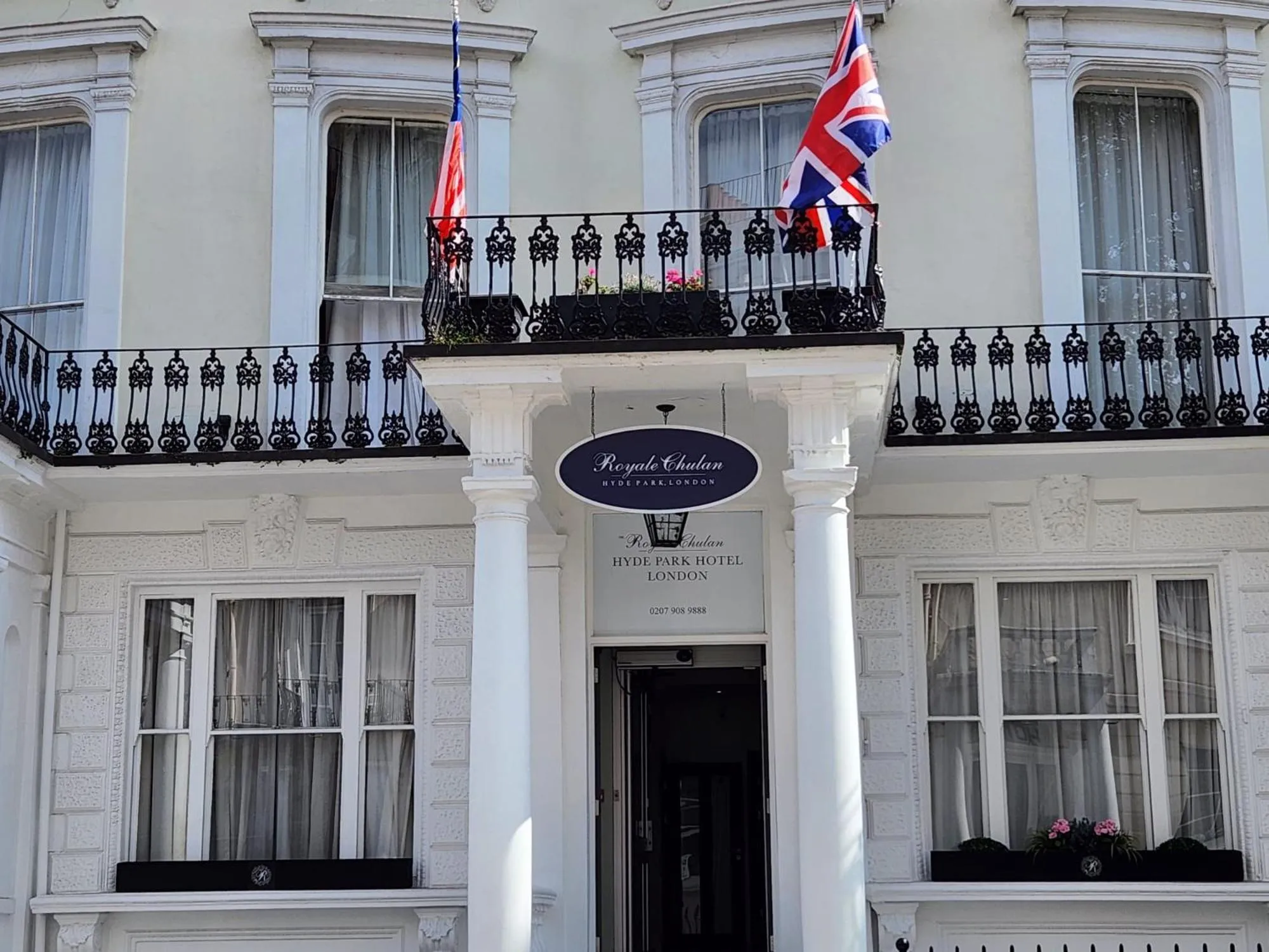 Property building in The Royale Chulan Hyde Park Hotel