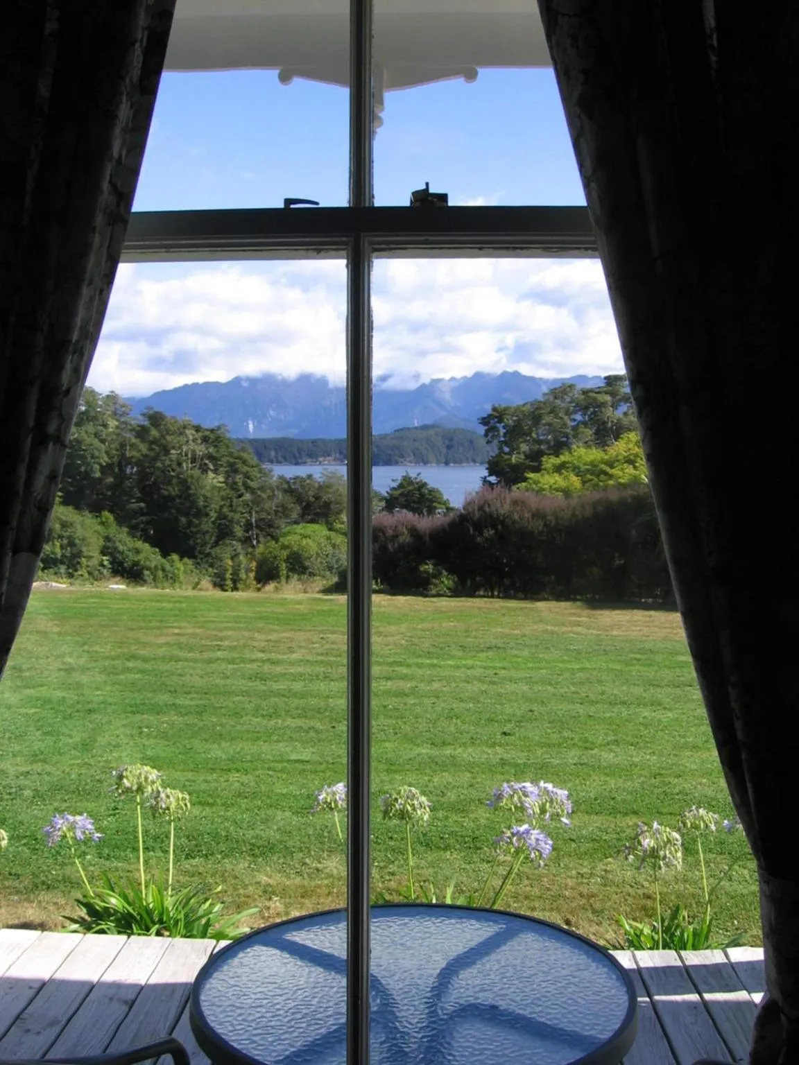 Lake view in Murrells Grand View House