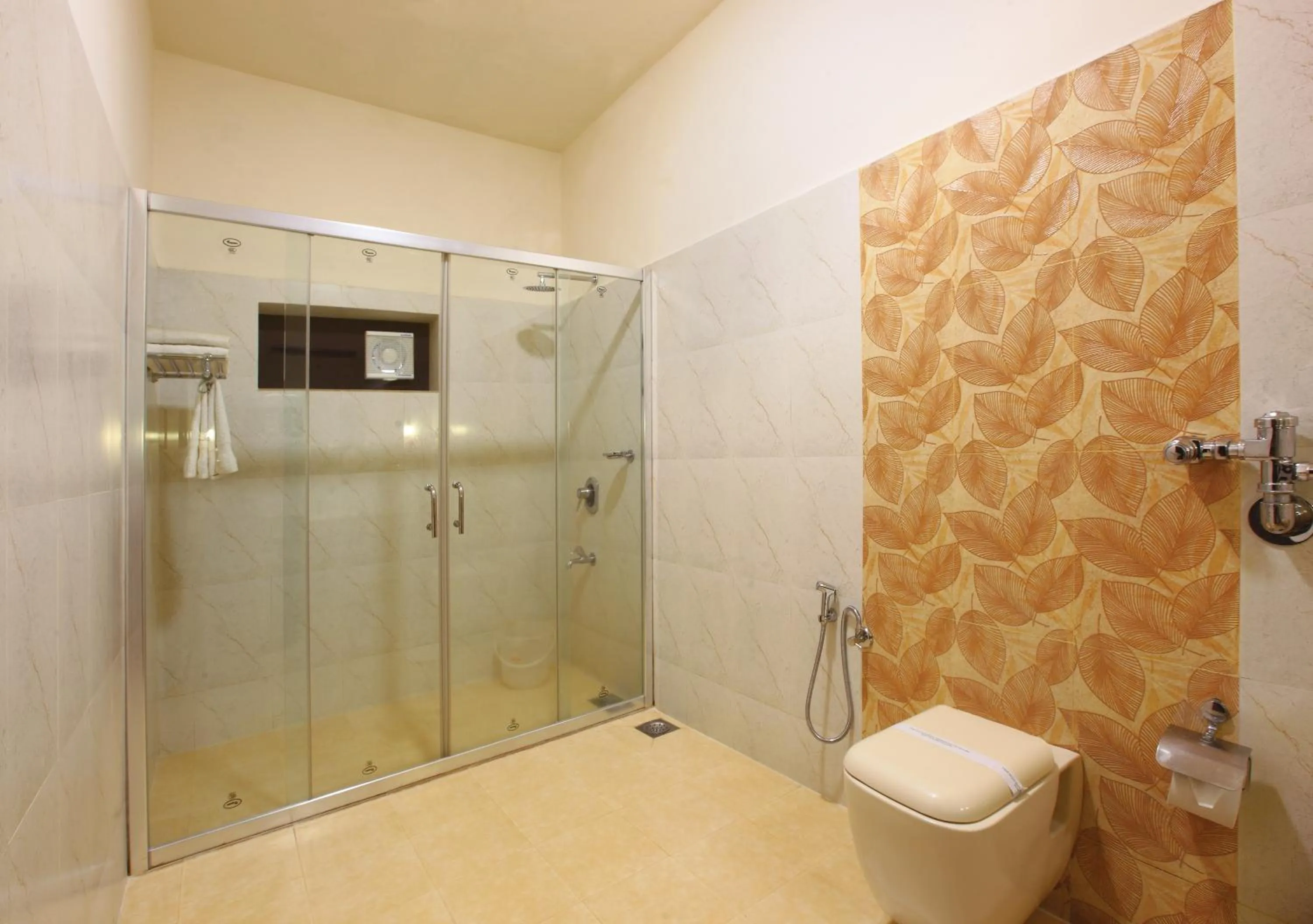 Shower in The River Retreat Heritage Ayurvedic Resort