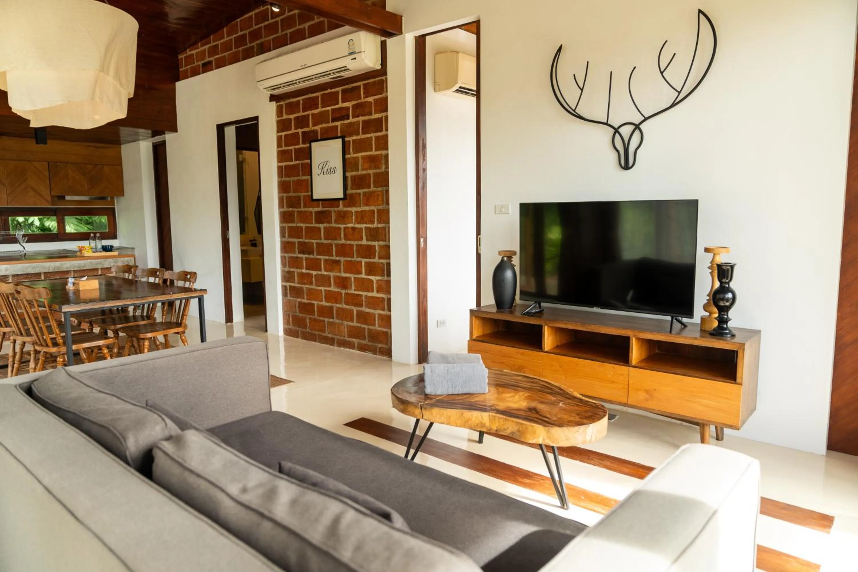 Seating area in Puripai Villa Wellness & Retreat