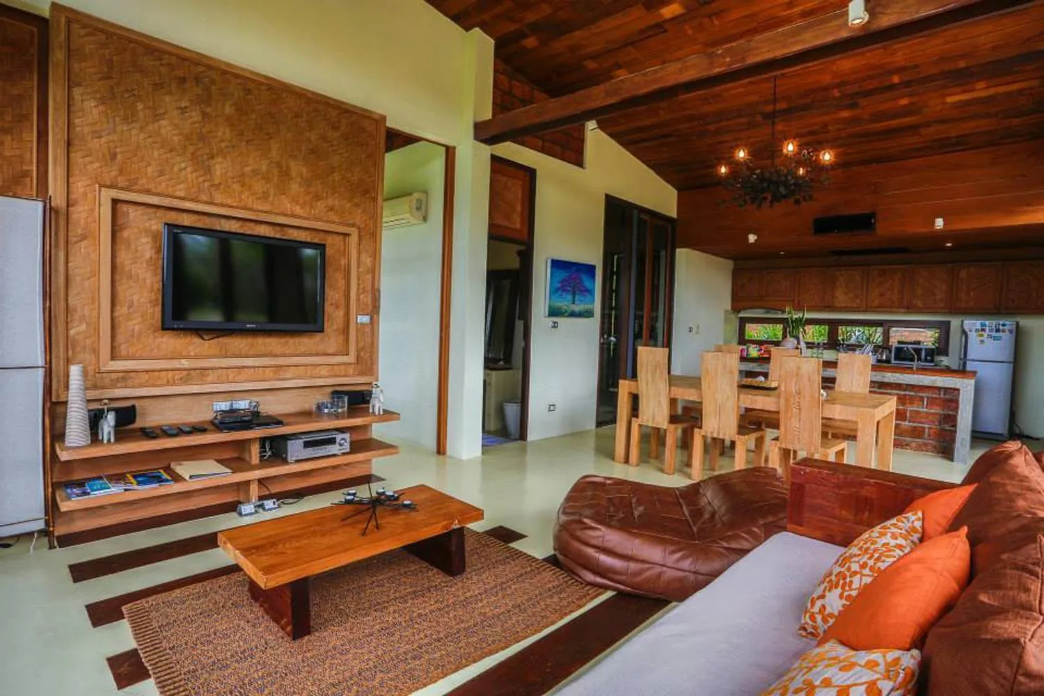 Library in Puripai Villa Wellness & Retreat