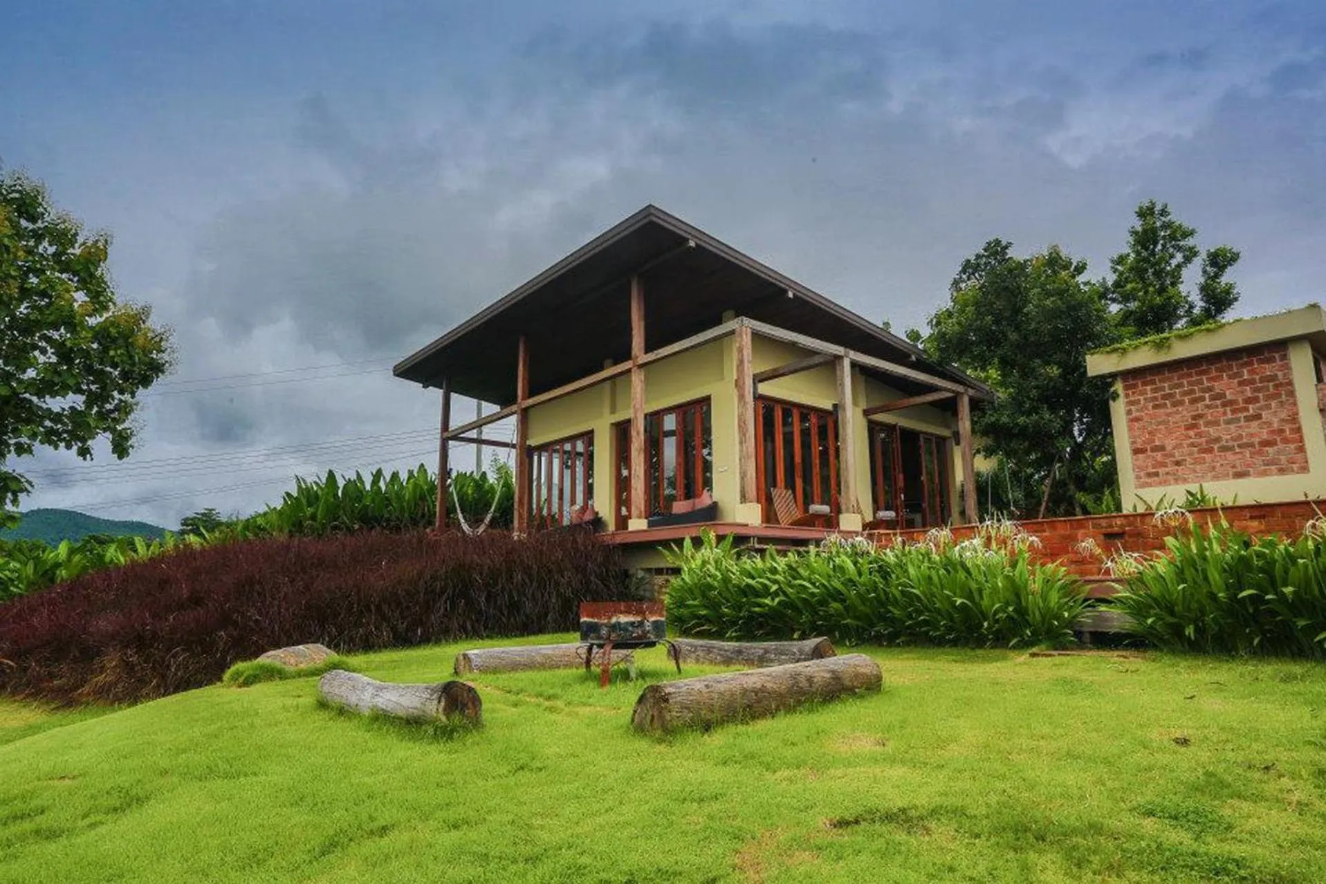 Garden in Puripai Villa Wellness & Retreat